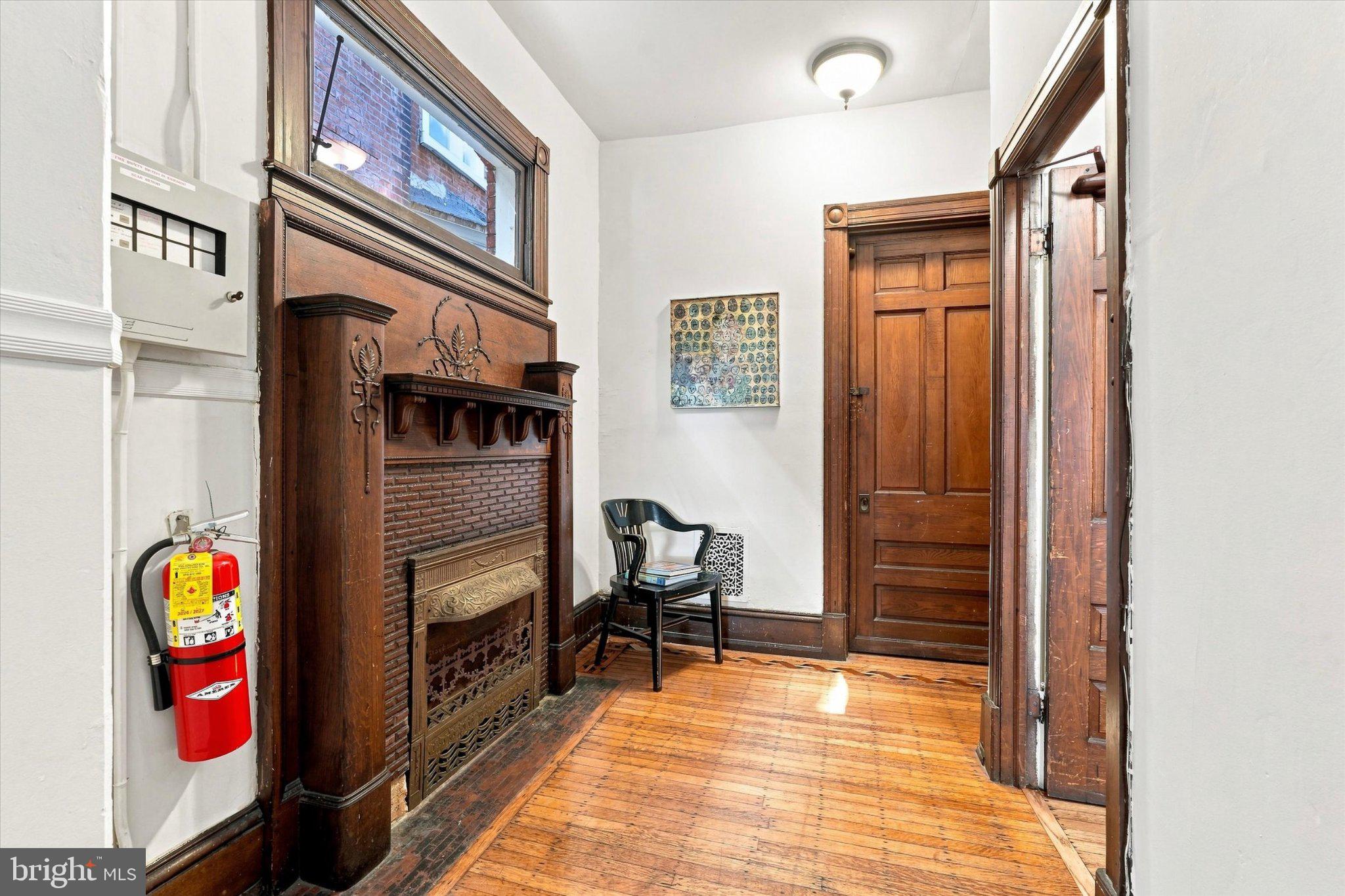 825 S 49TH STREET