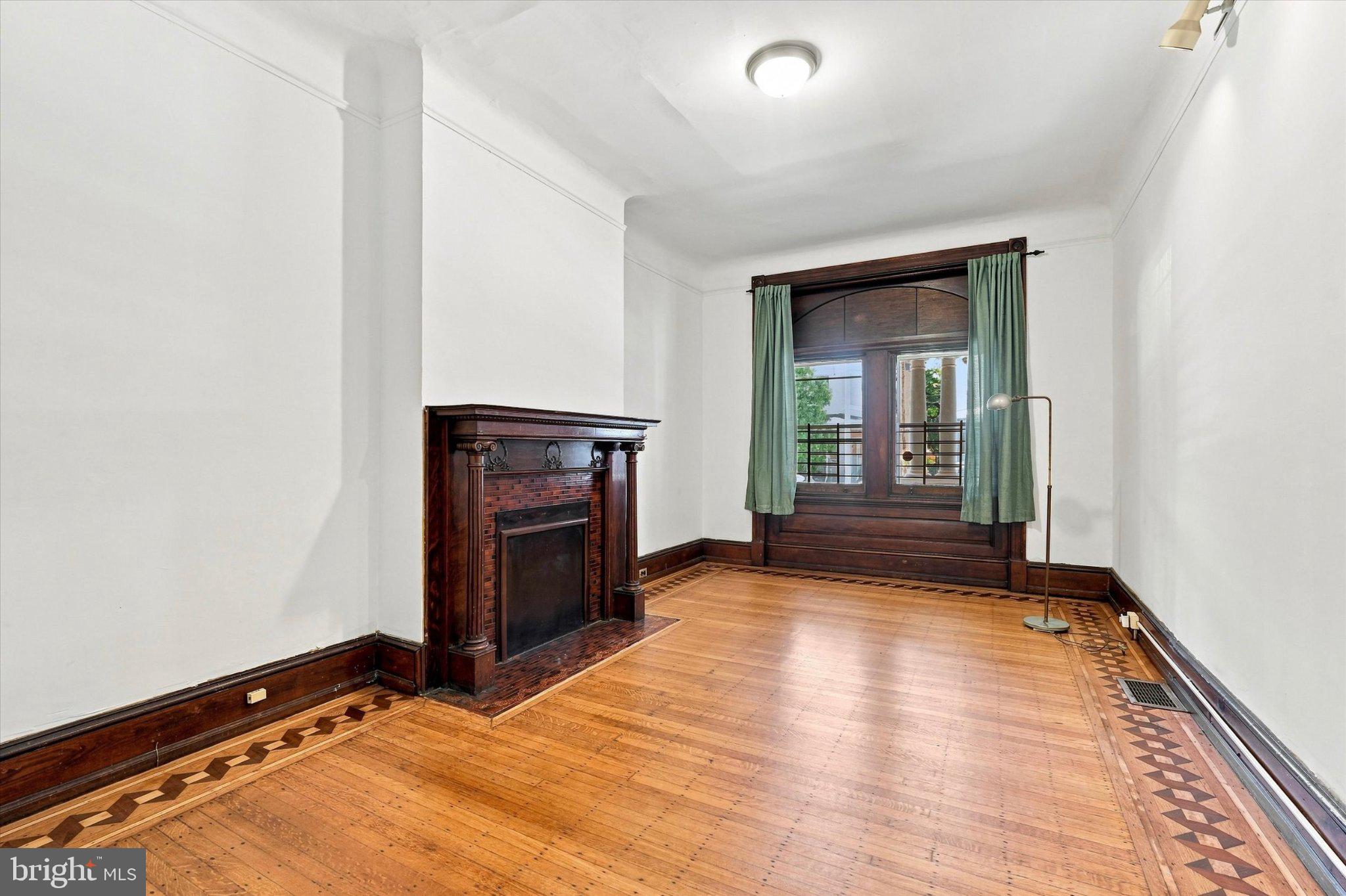 825 S 49TH STREET
