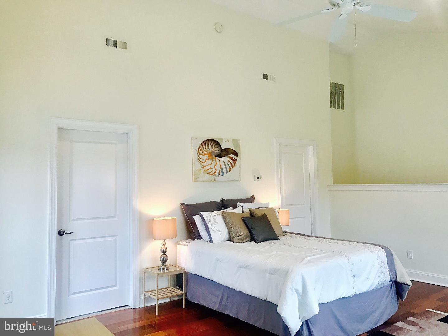 FAIRMOUNT - Residential
