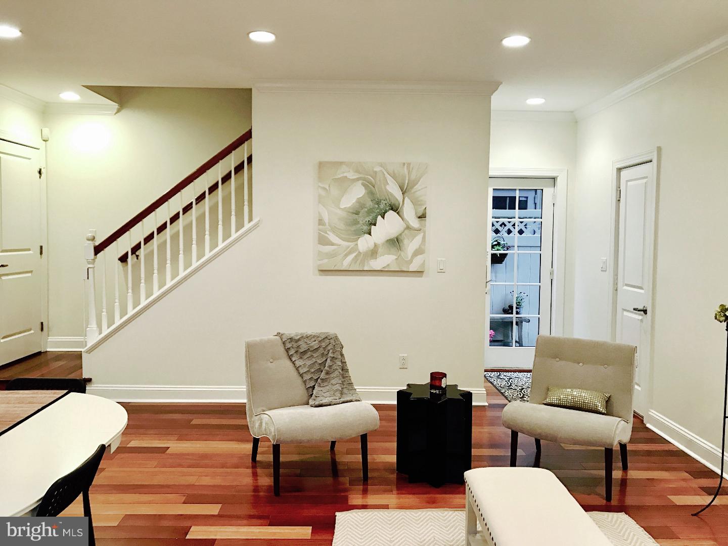 FAIRMOUNT - Residential