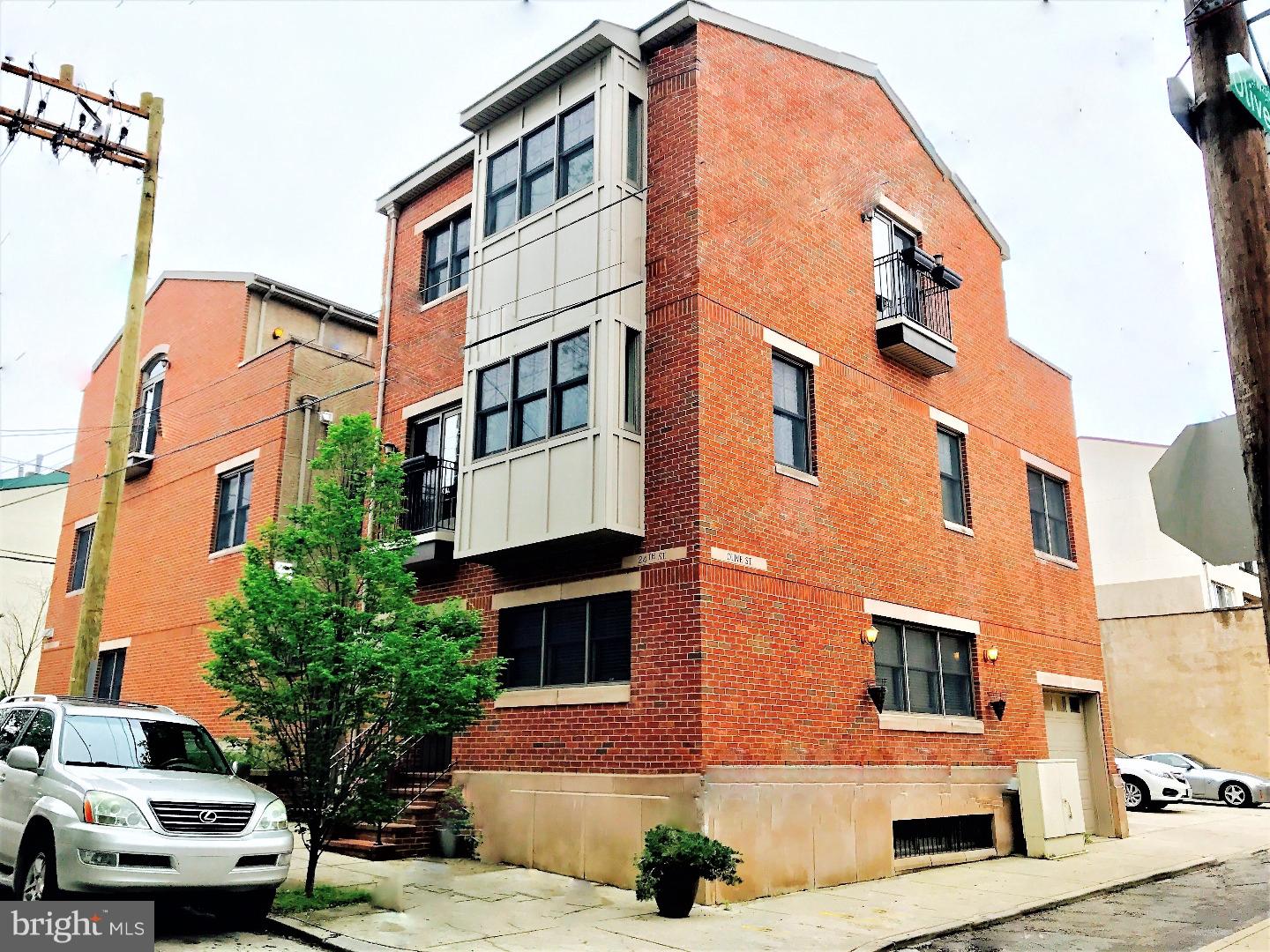 FAIRMOUNT - Residential