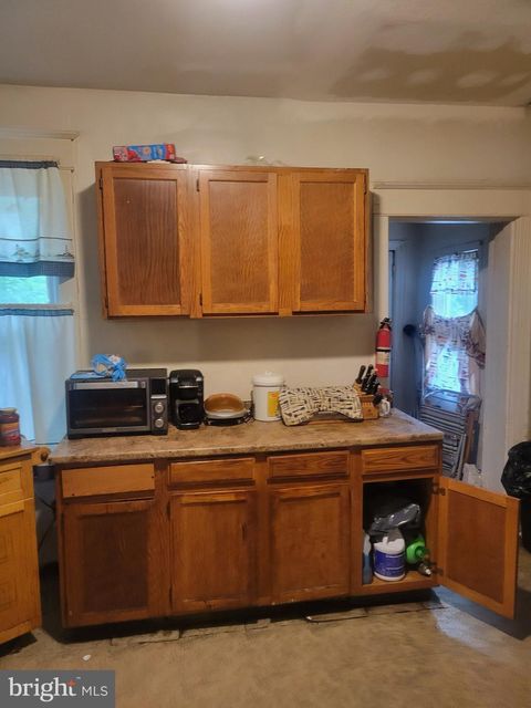 Homes For Sale - 30 Boudinot Street<br/> TRENTON, NJ 08618