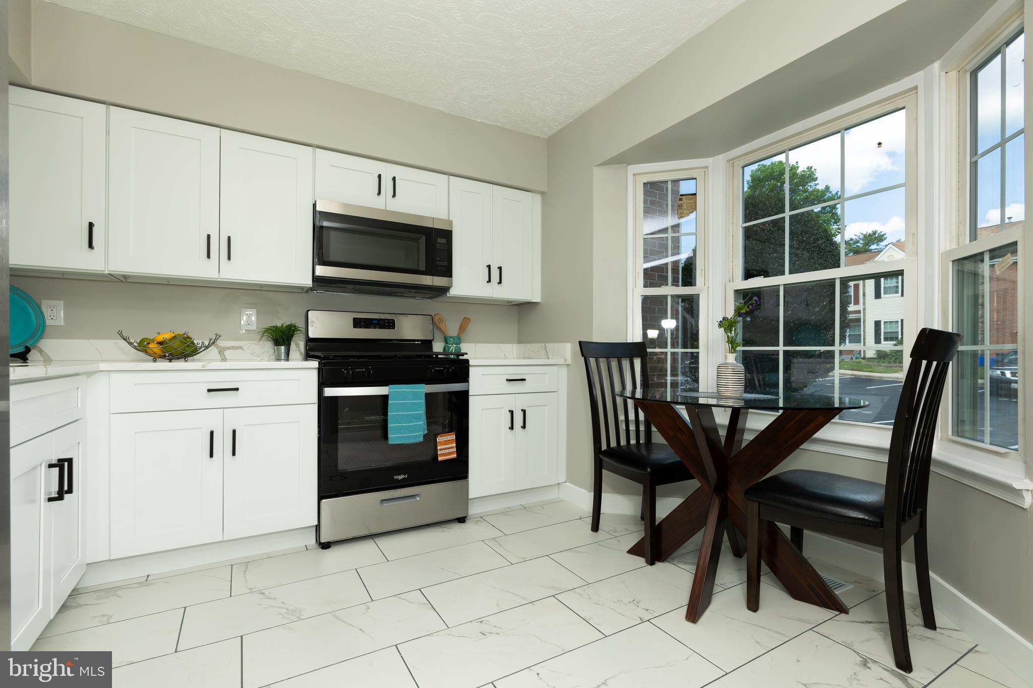 12602 BLACK SADDLE LANE