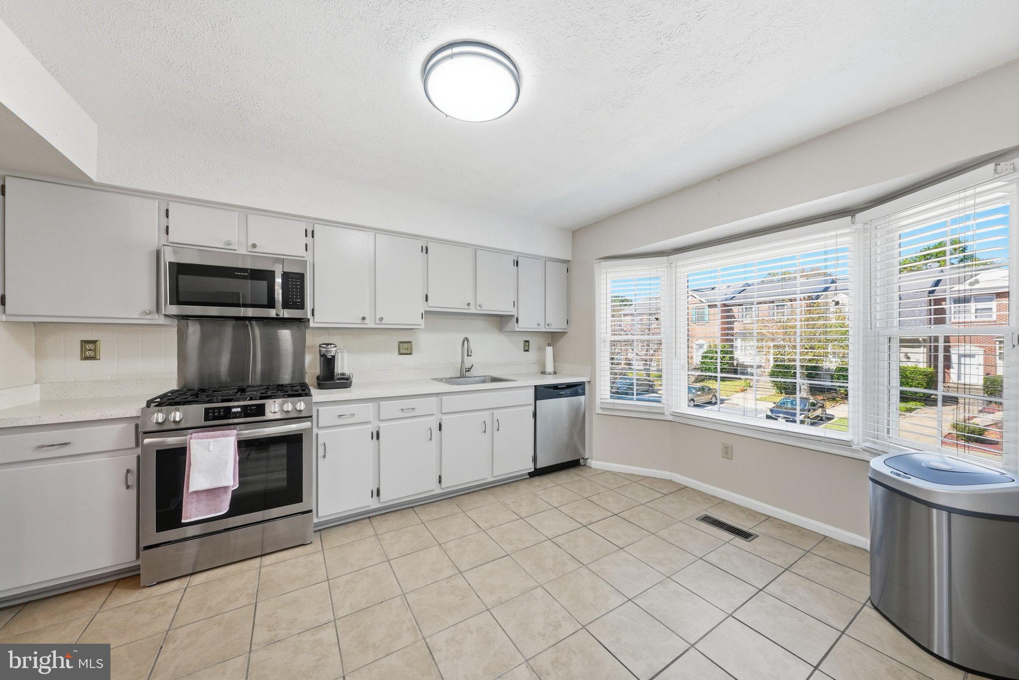 11621 COSCA PARK DRIVE