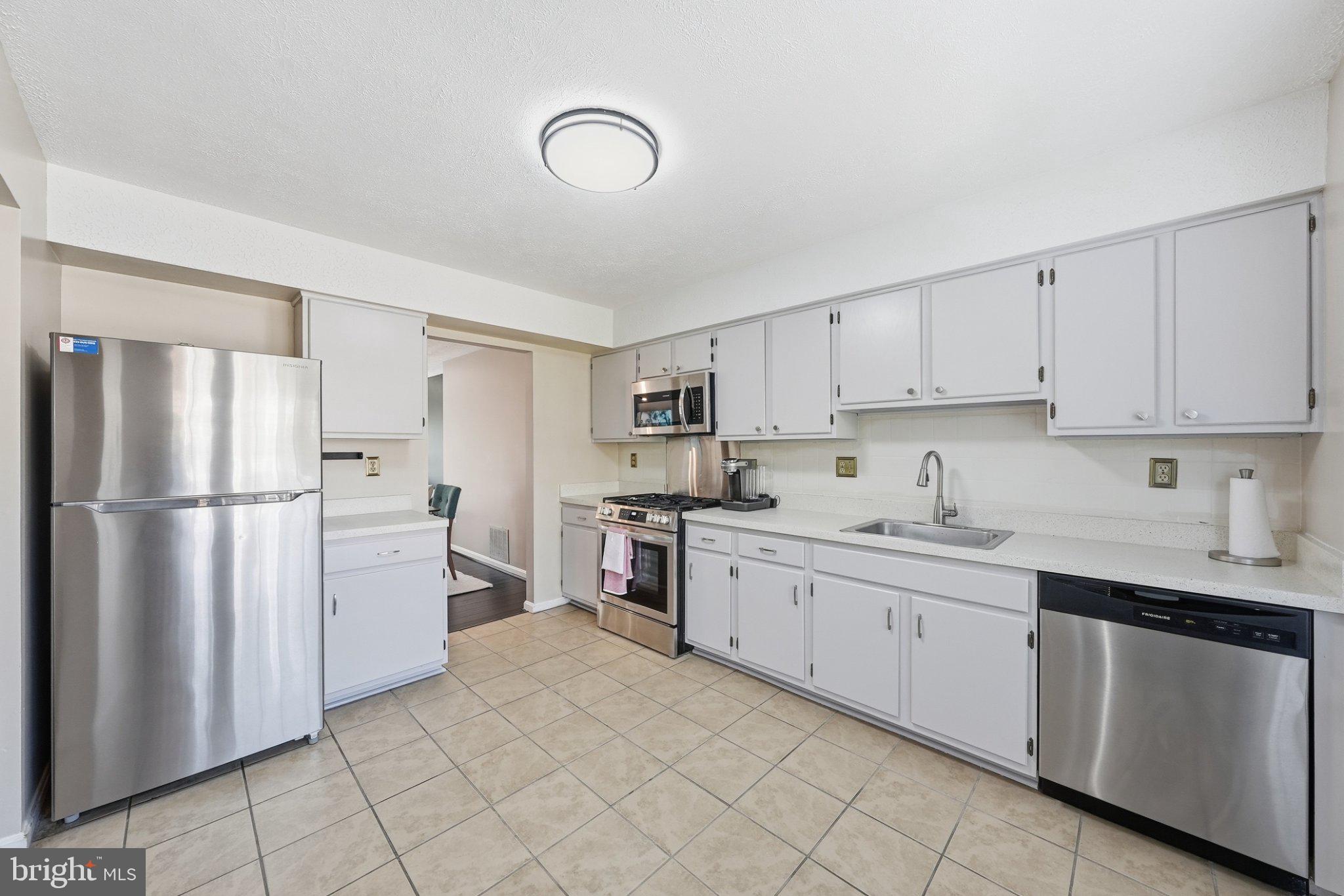 11621 COSCA PARK DRIVE