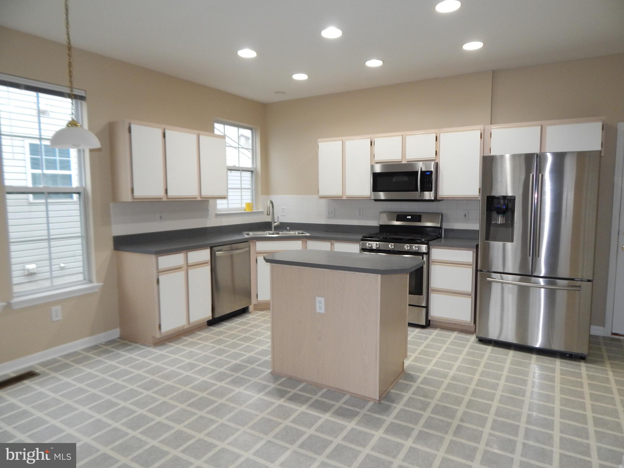 VILLAGE OF LONG REACH - Residential Lease