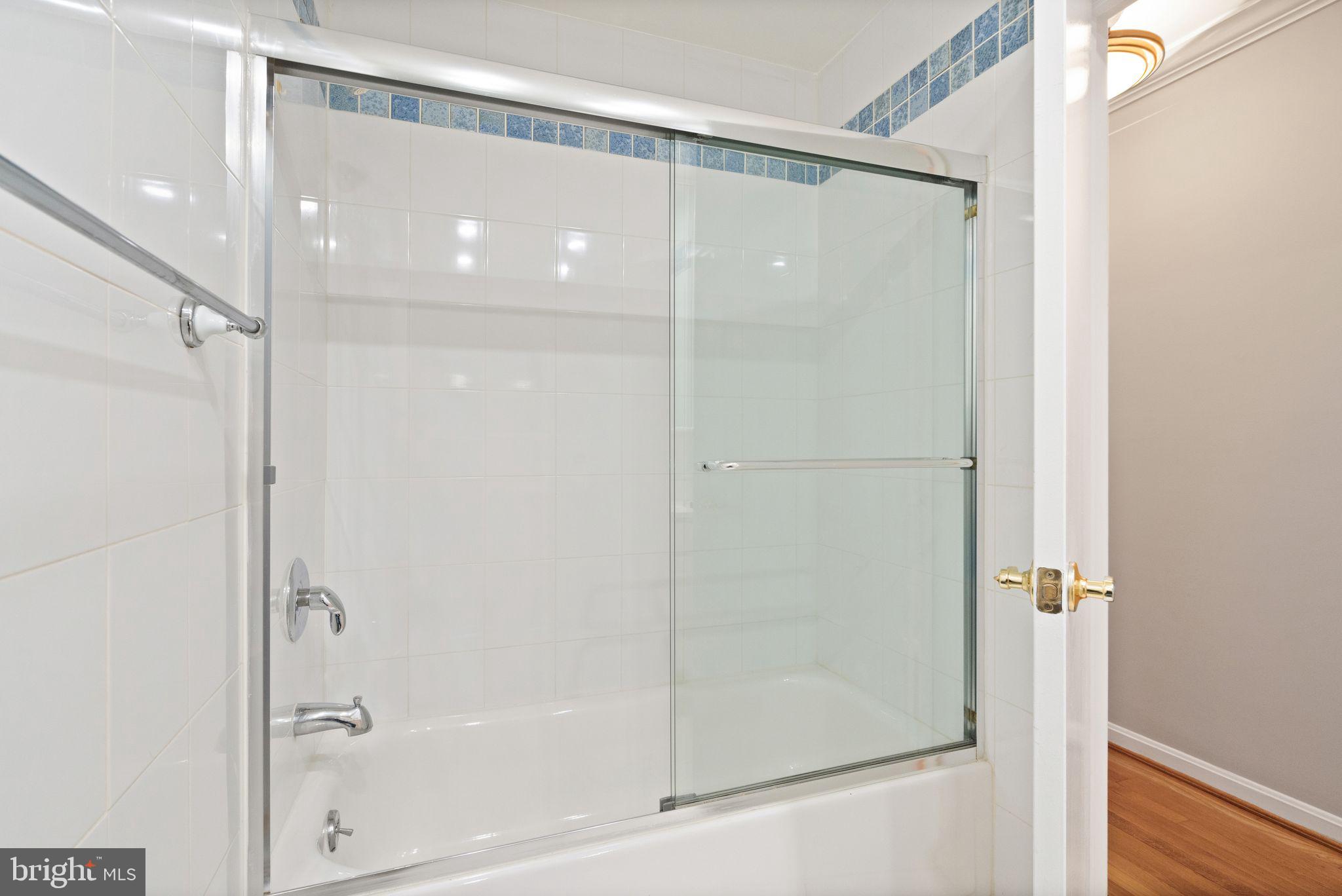 ALTA VISTA - Residential Lease