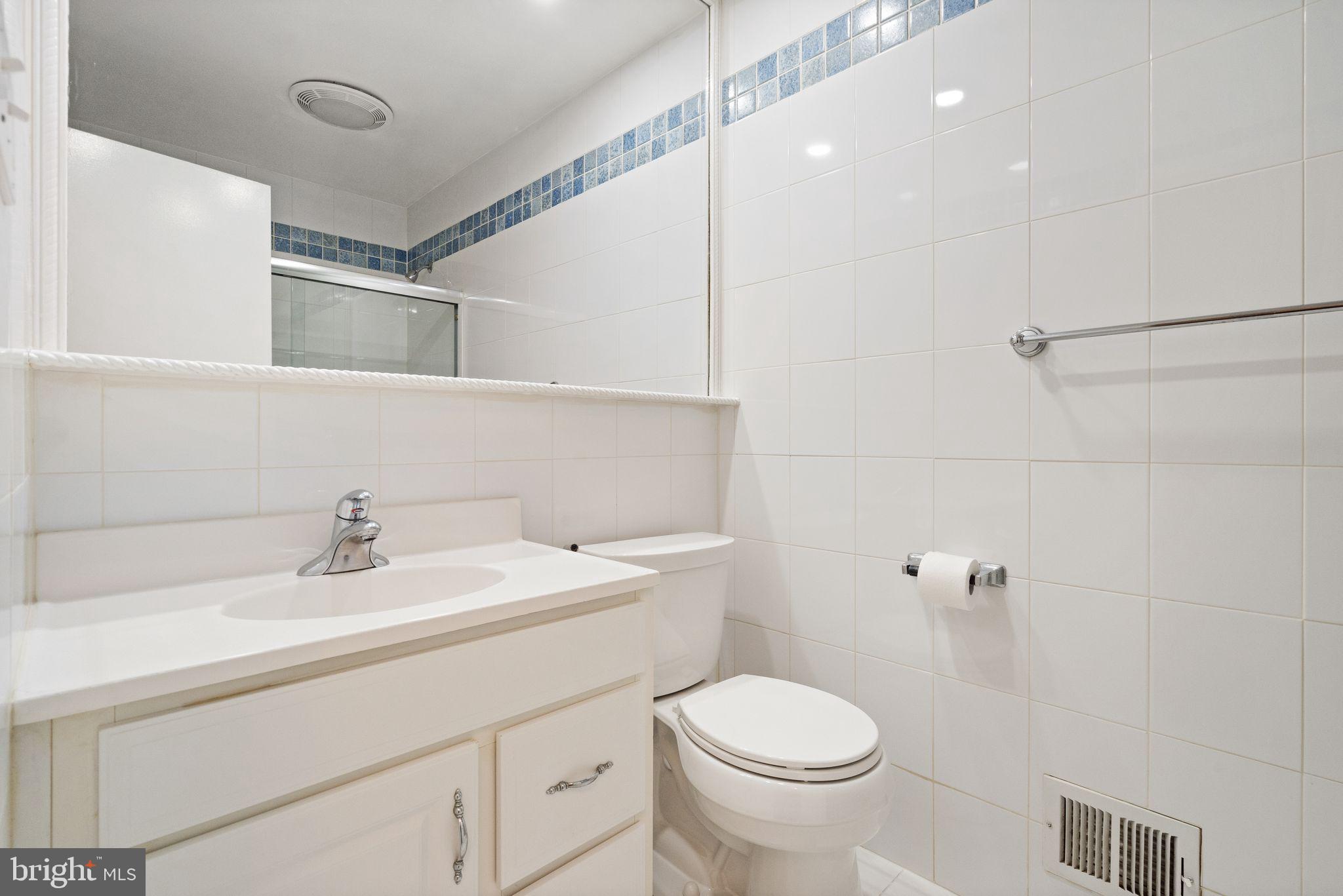 ALTA VISTA - Residential Lease