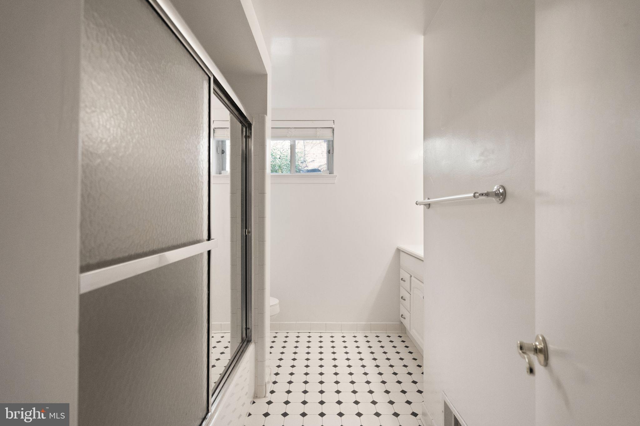 ALTA VISTA - Residential Lease