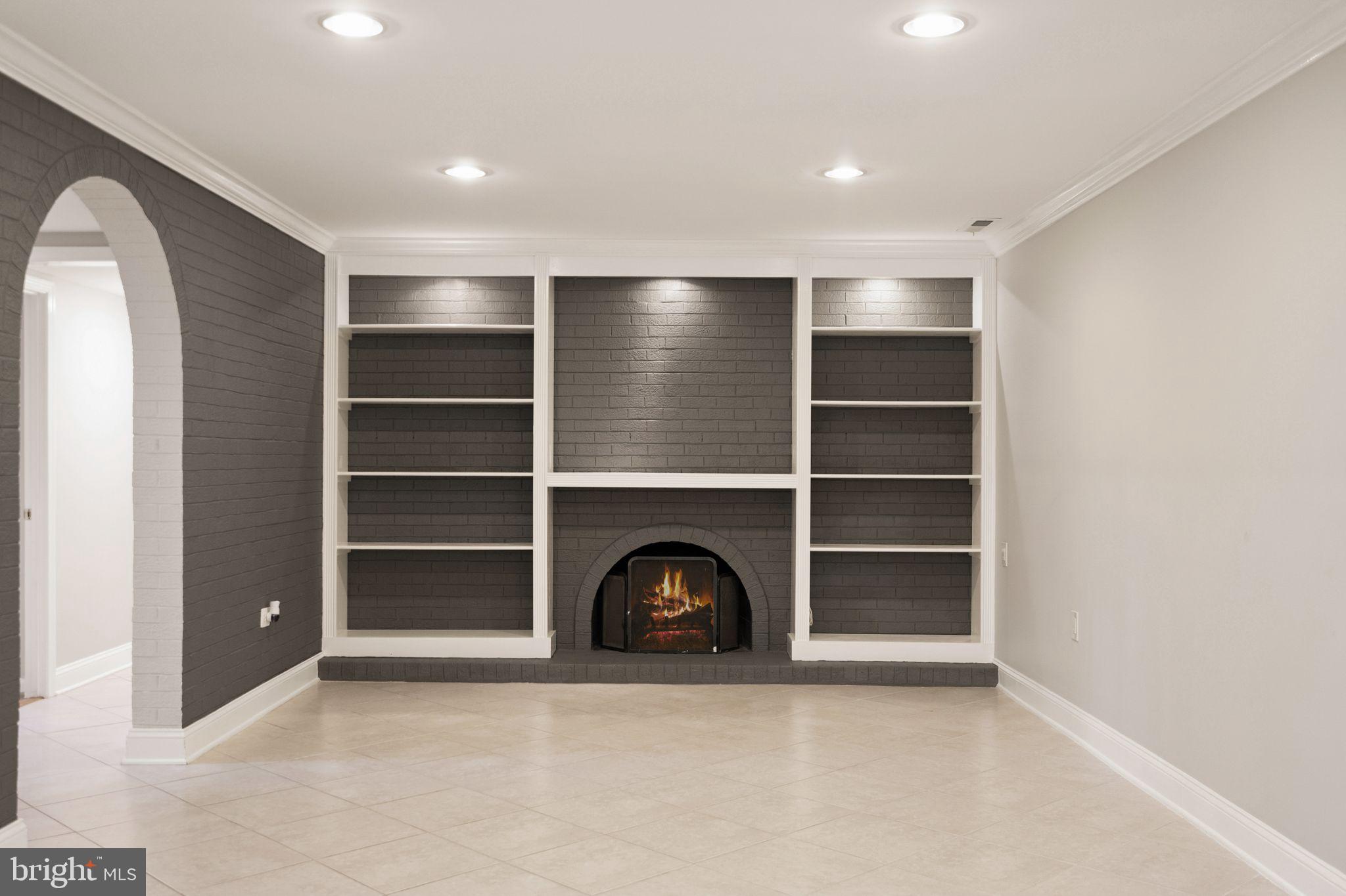 ALTA VISTA - Residential Lease