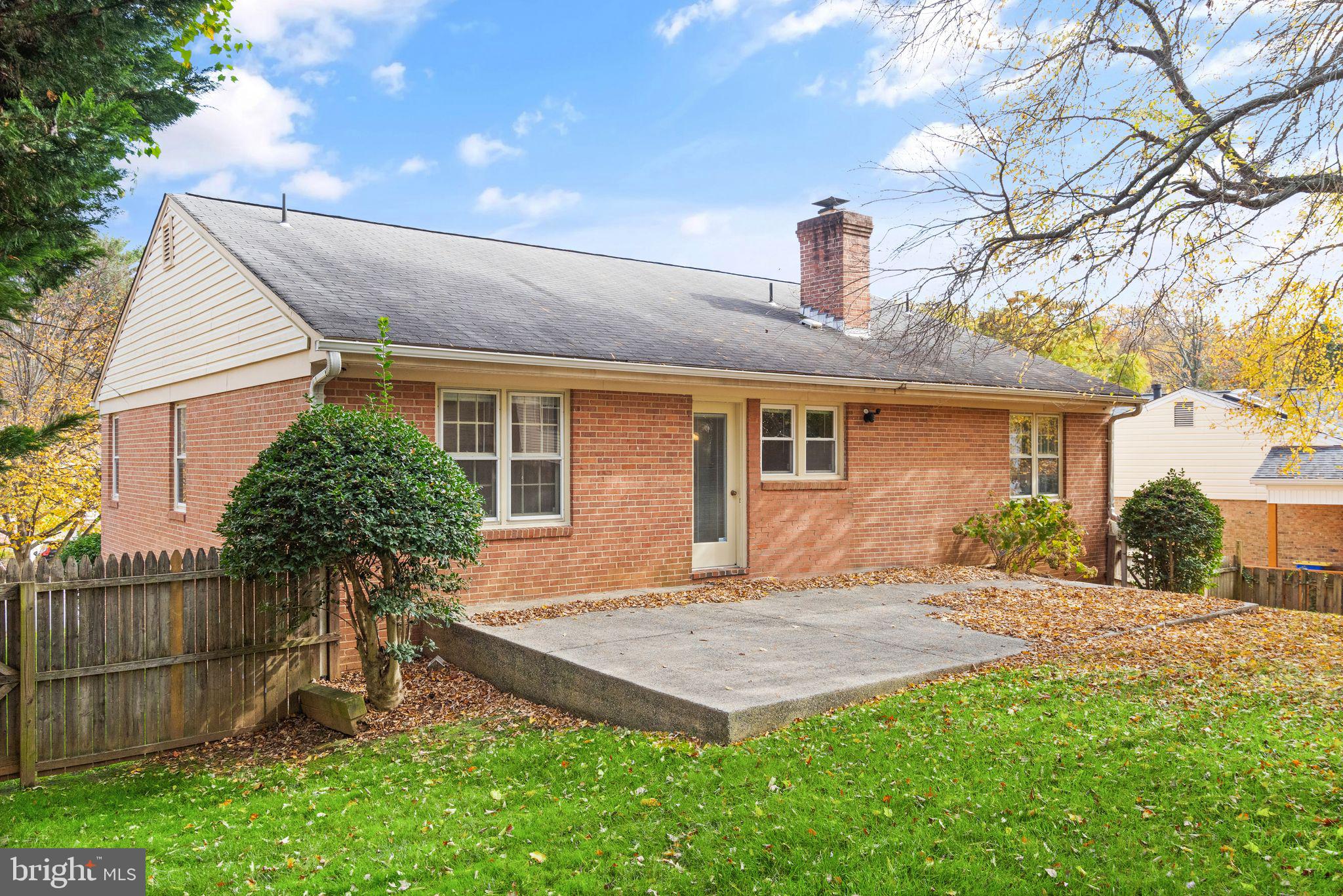 ALTA VISTA - Residential Lease