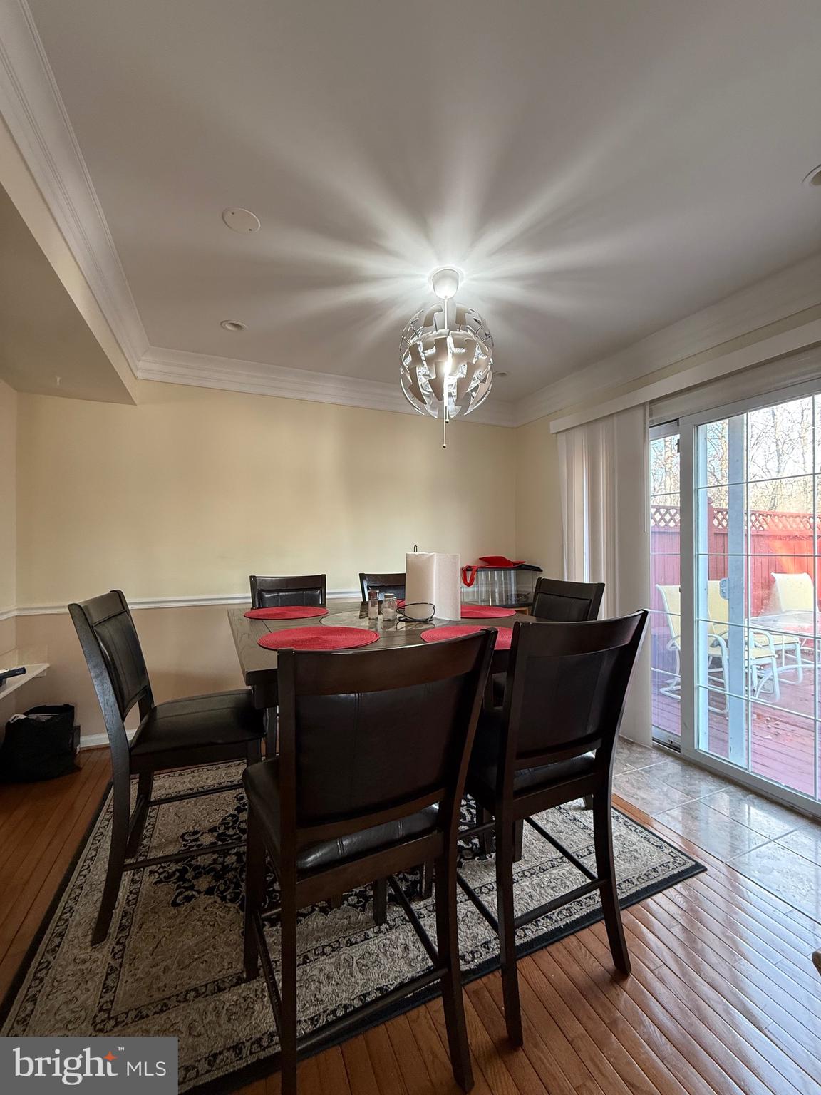 LAKE RIDGE - Residential