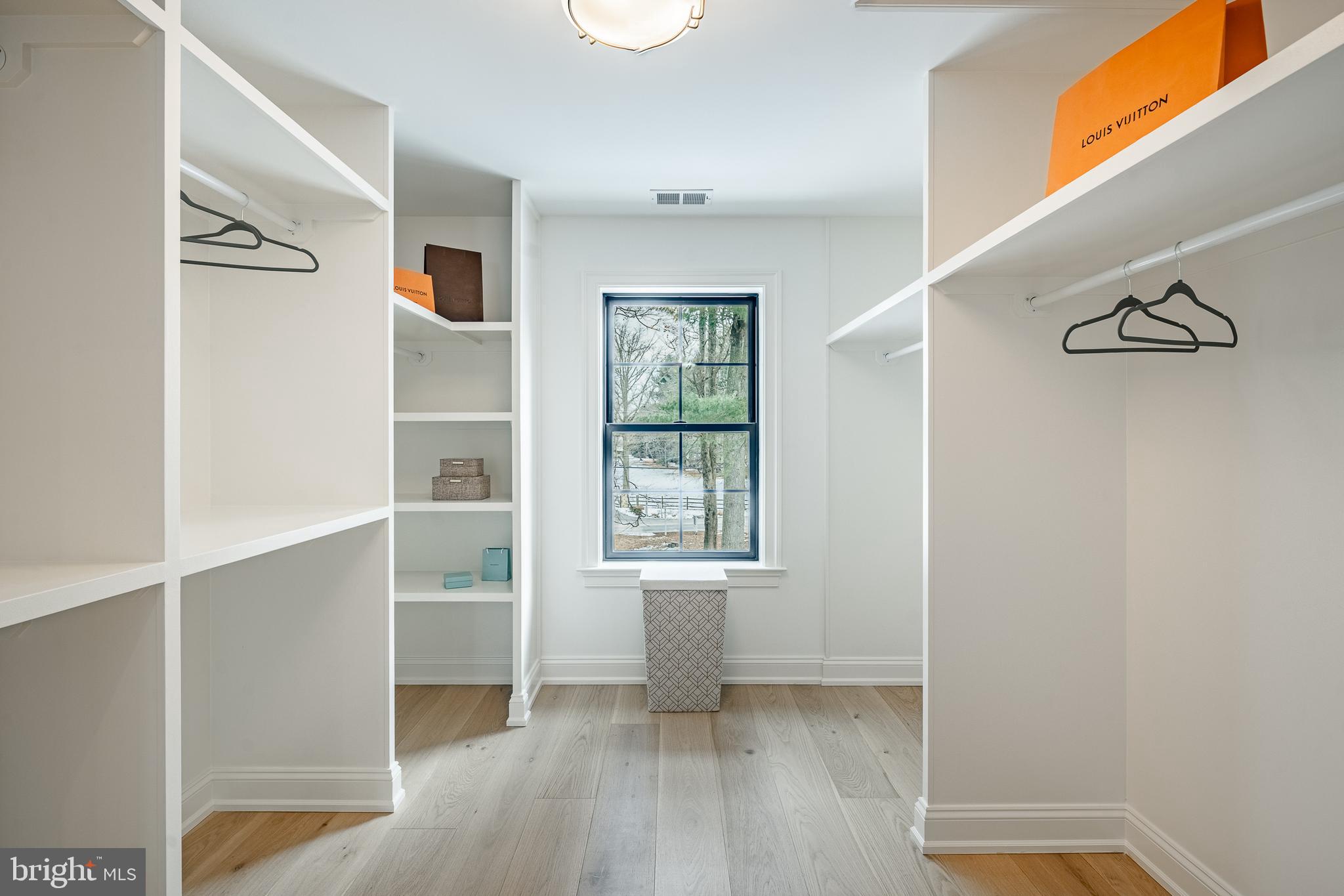 SUGARPOINTE - Residential