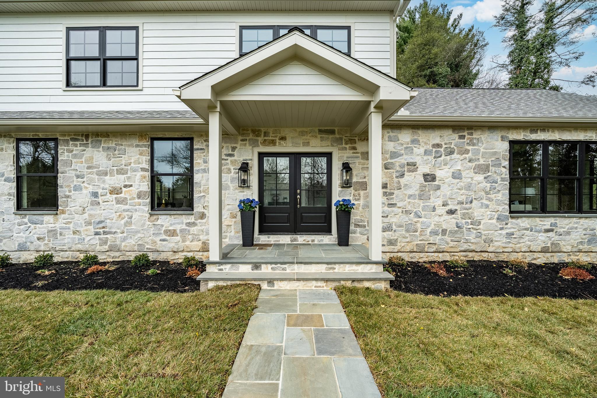 SUGARPOINTE - Residential