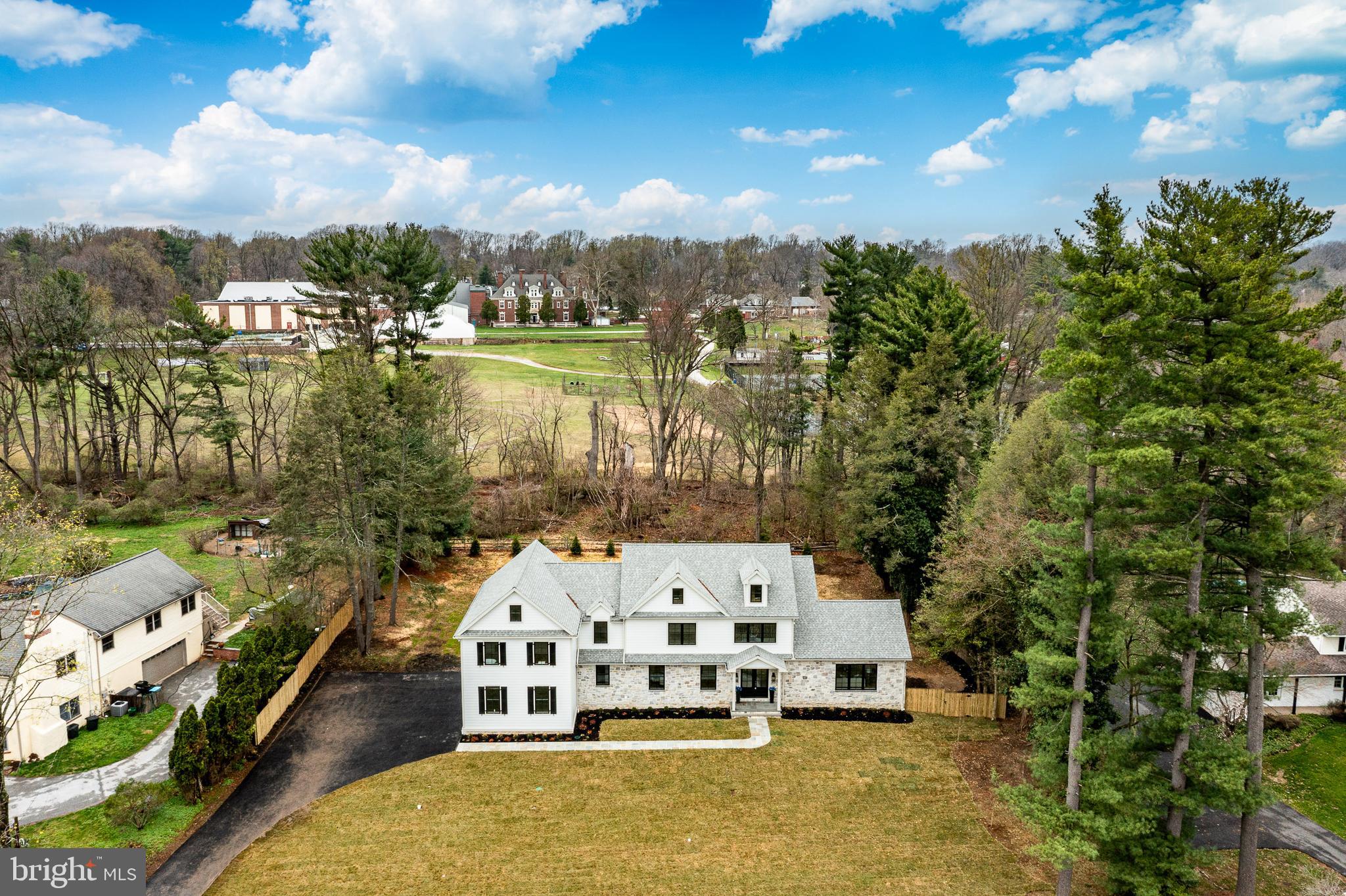 SUGARPOINTE - Residential