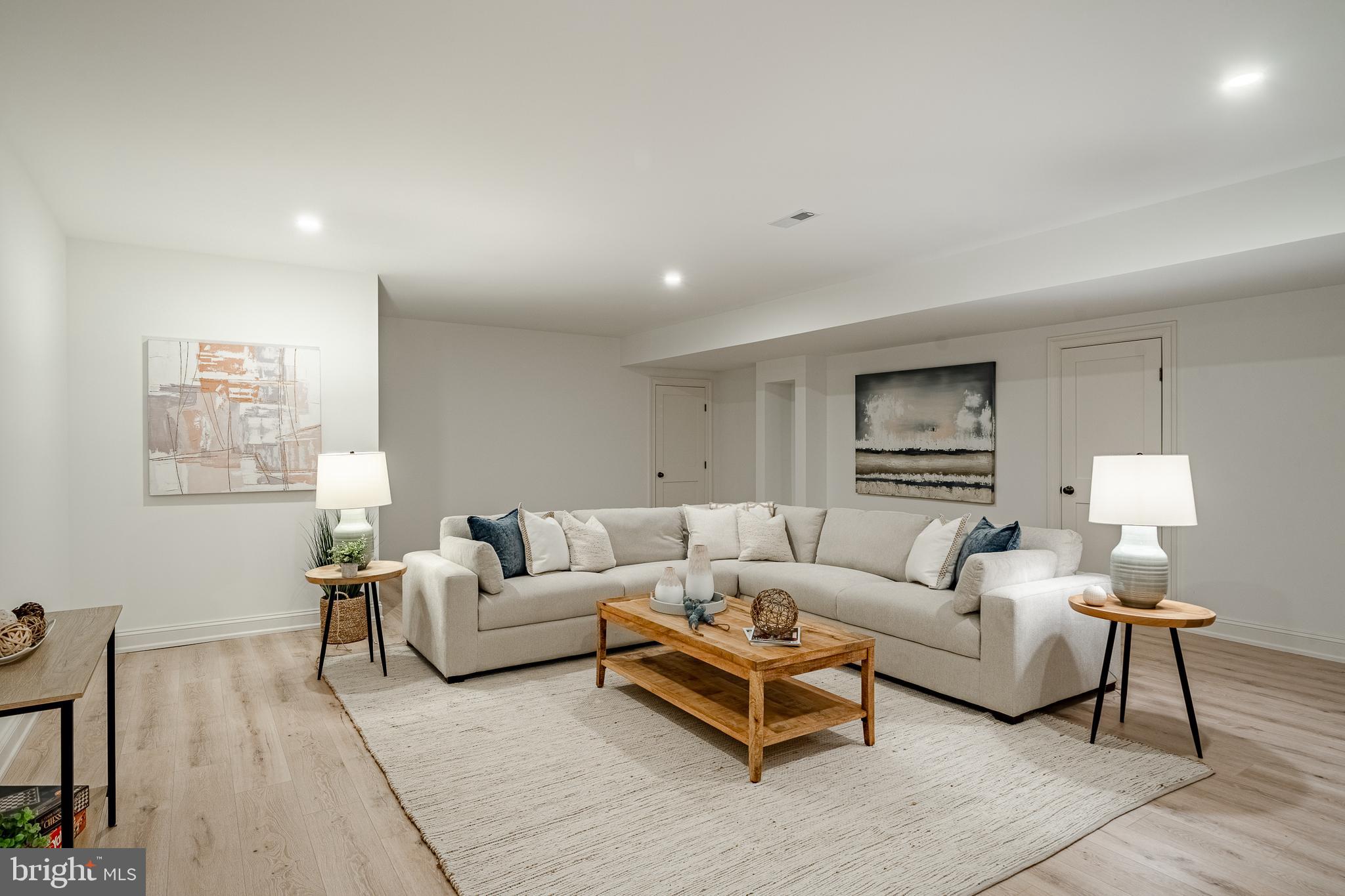 SUGARPOINTE - Residential