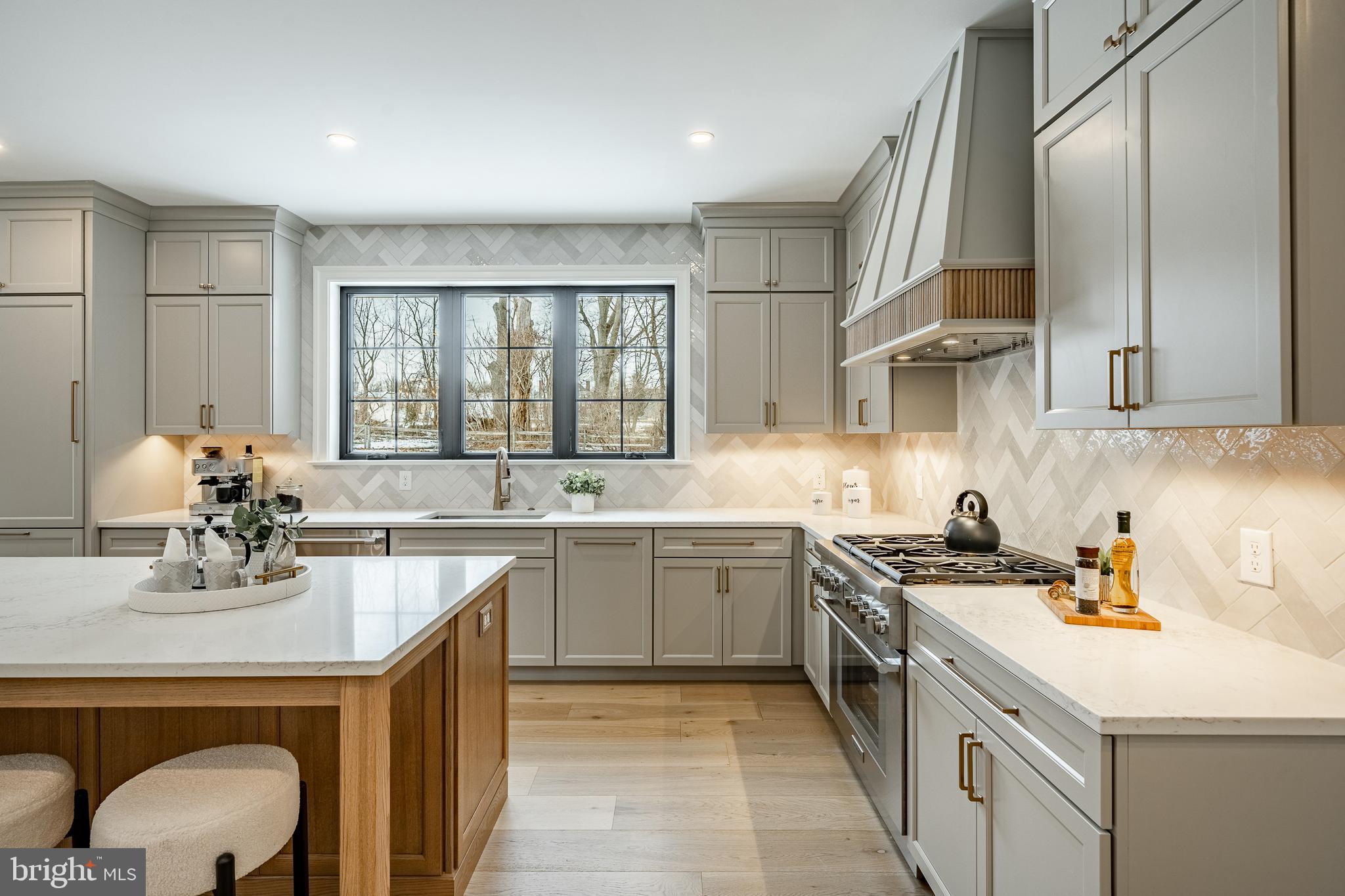 SUGARPOINTE - Residential