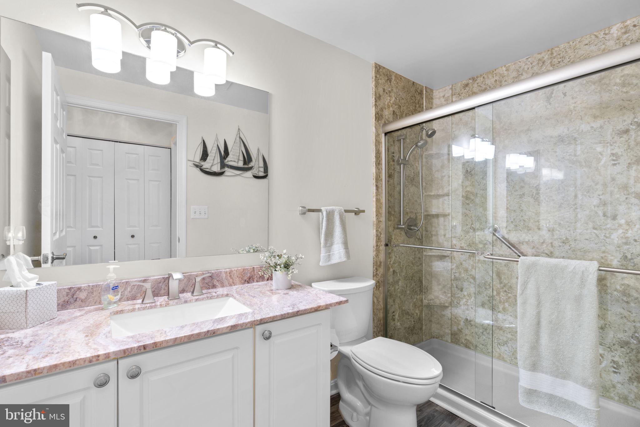 VANTAGE POINT EAST AT LEISURE WORLD - Residential