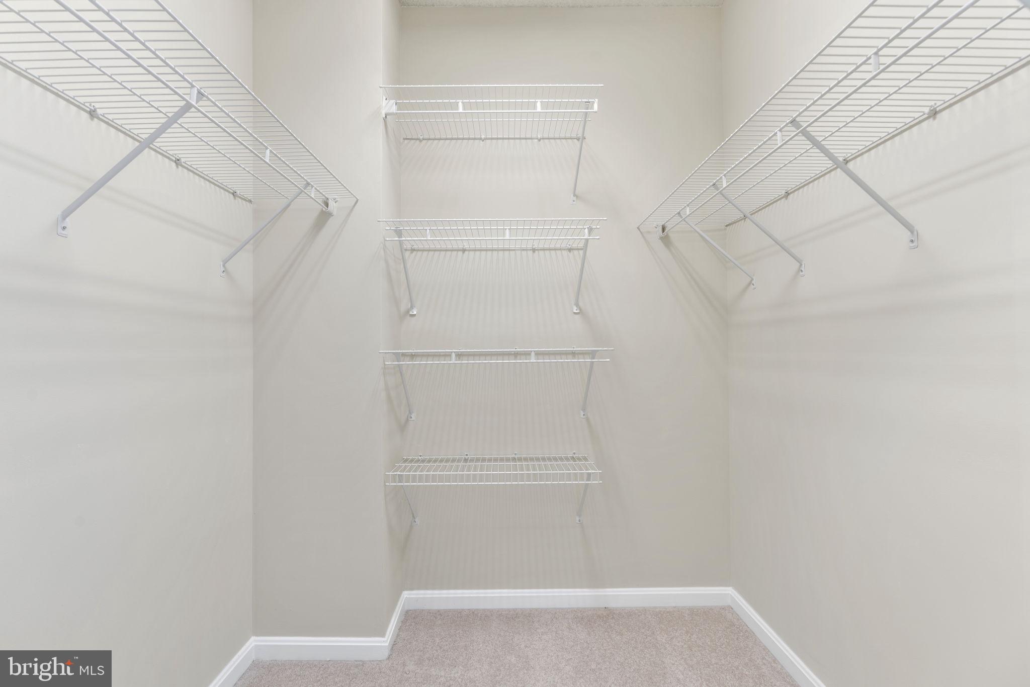 VANTAGE POINT EAST AT LEISURE WORLD - Residential
