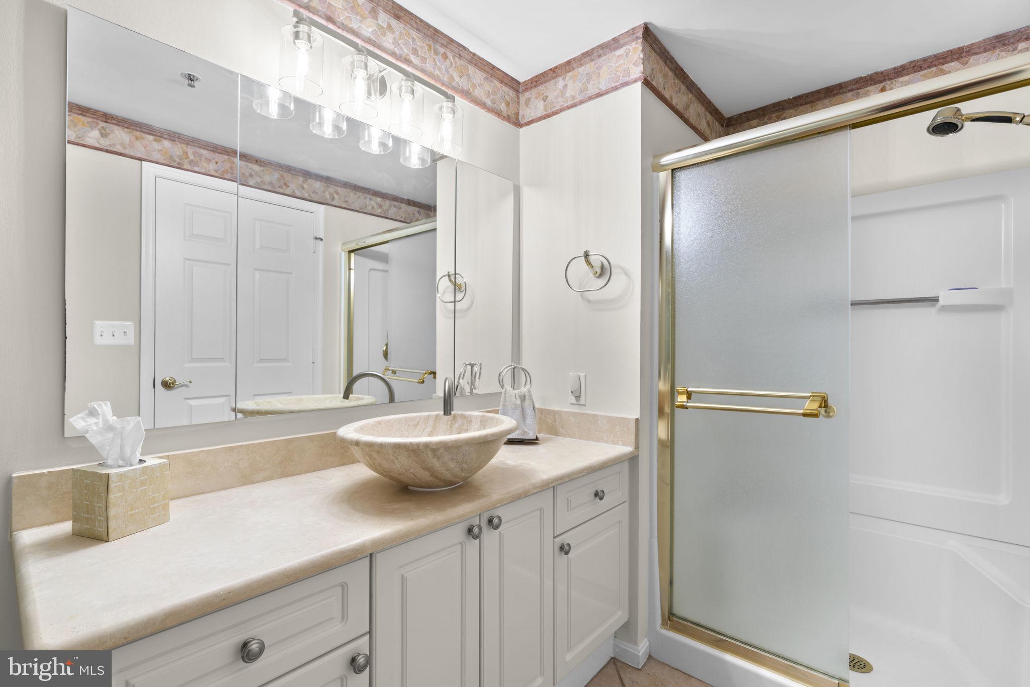 VANTAGE POINT EAST AT LEISURE WORLD - Residential