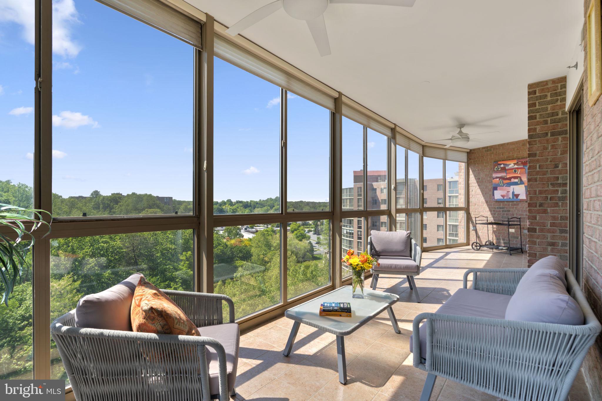 VANTAGE POINT EAST AT LEISURE WORLD - Residential