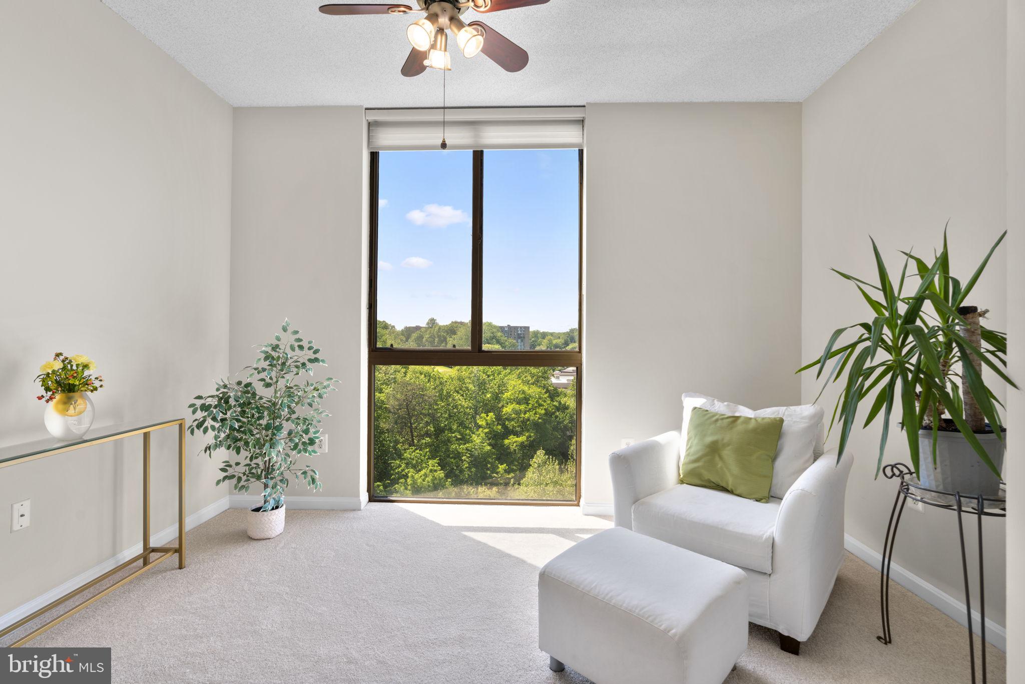 VANTAGE POINT EAST AT LEISURE WORLD - Residential