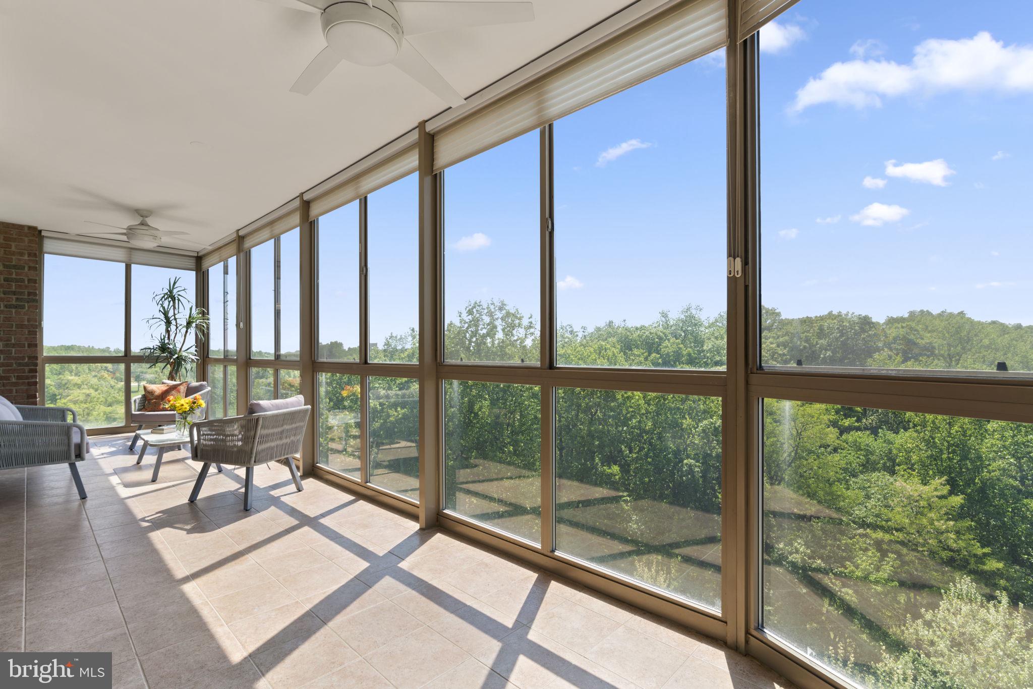 VANTAGE POINT EAST AT LEISURE WORLD - Residential