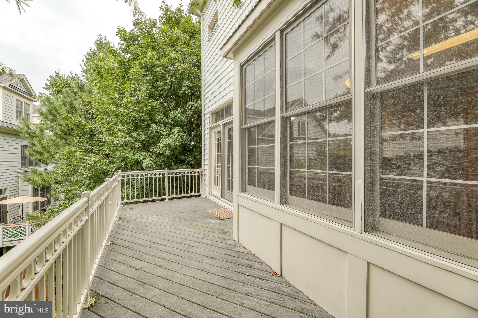 RIDGE TOP - Residential