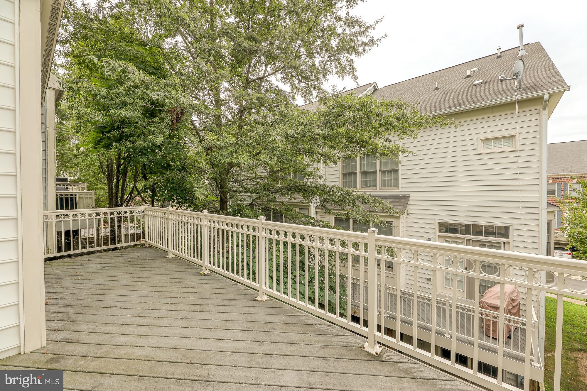 RIDGE TOP - Residential