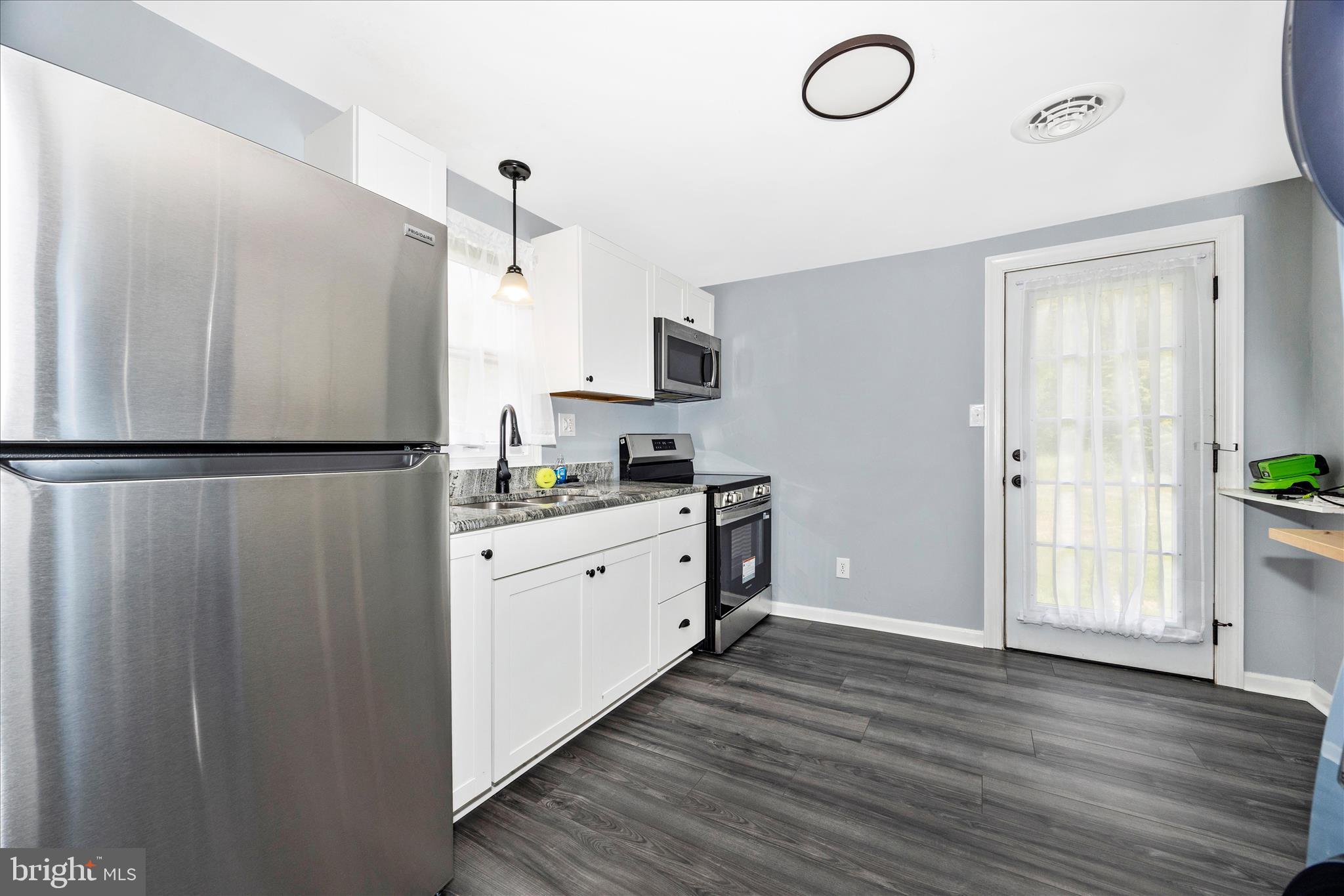 WILLIAMSPORT - Residential