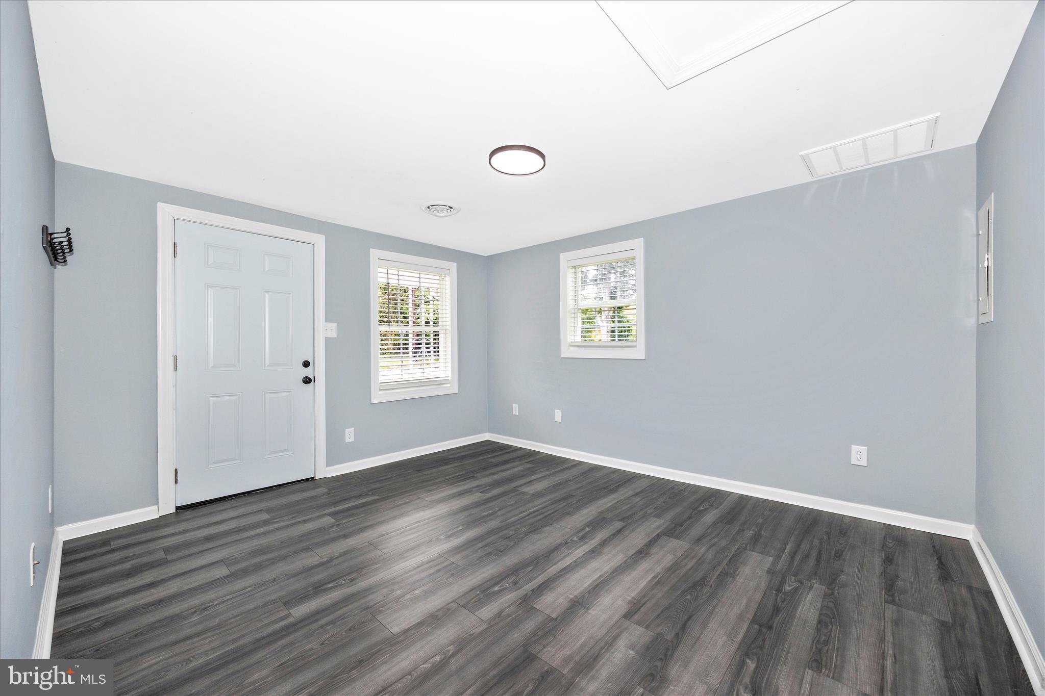 WILLIAMSPORT - Residential