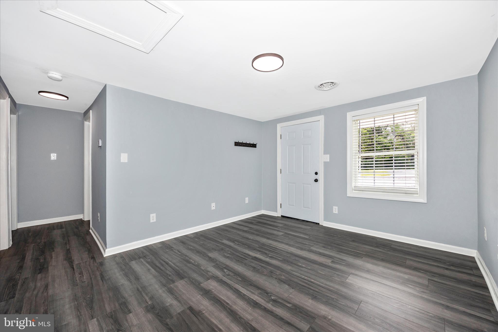 WILLIAMSPORT - Residential