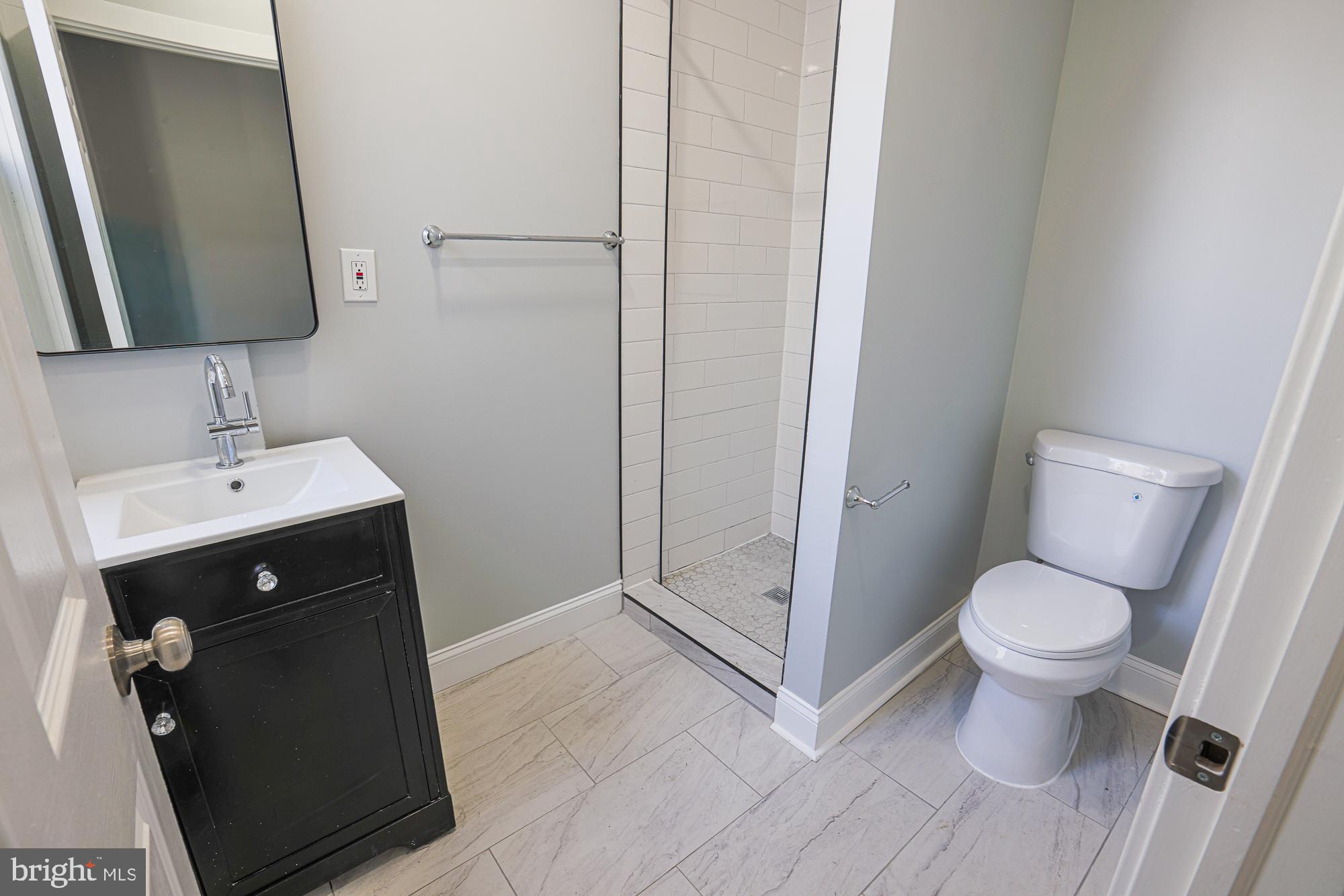 SHIPLEY HILL - Residential