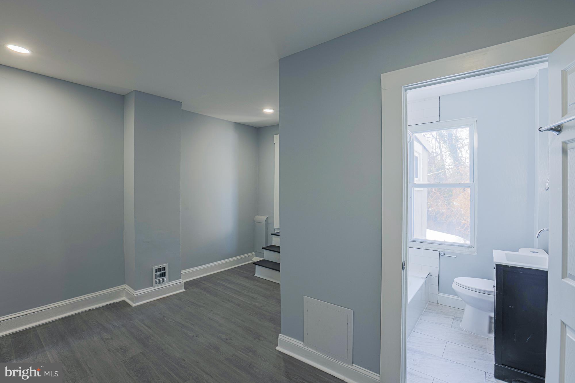 SHIPLEY HILL - Residential