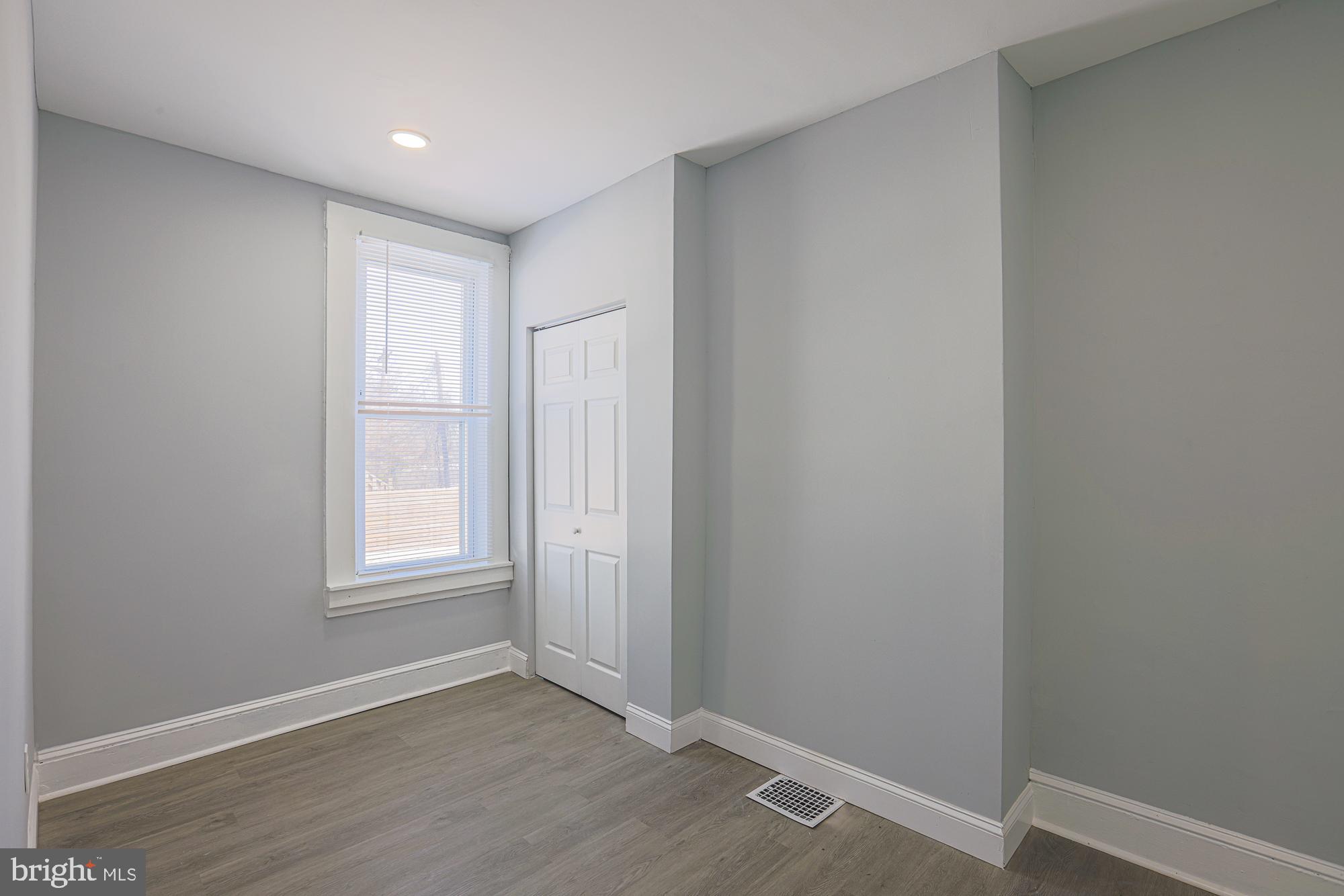 SHIPLEY HILL - Residential