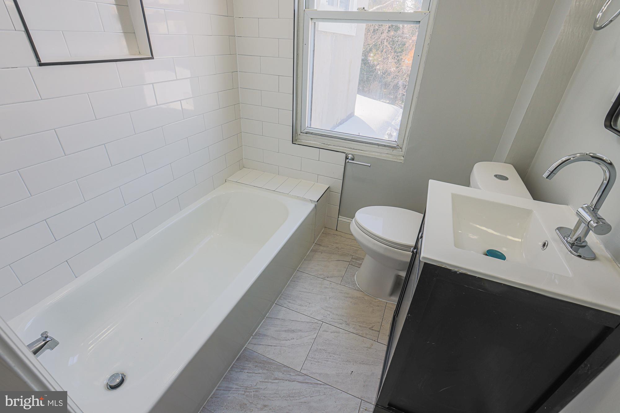 SHIPLEY HILL - Residential