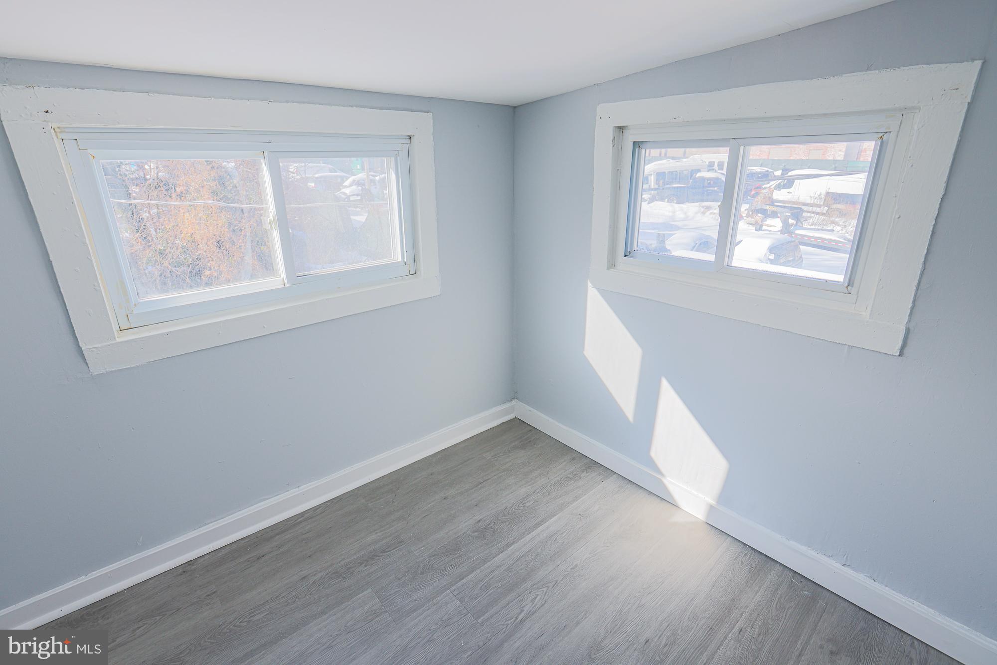 SHIPLEY HILL - Residential