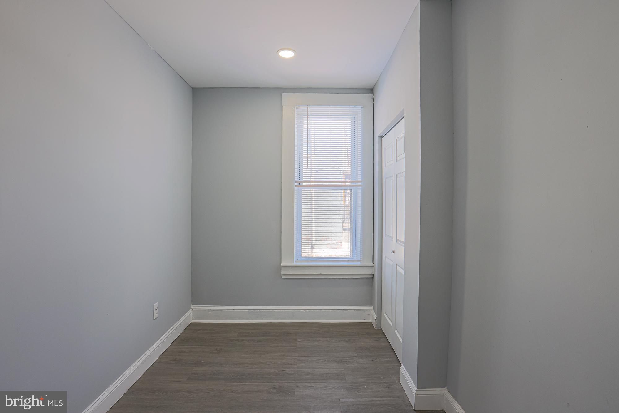 SHIPLEY HILL - Residential