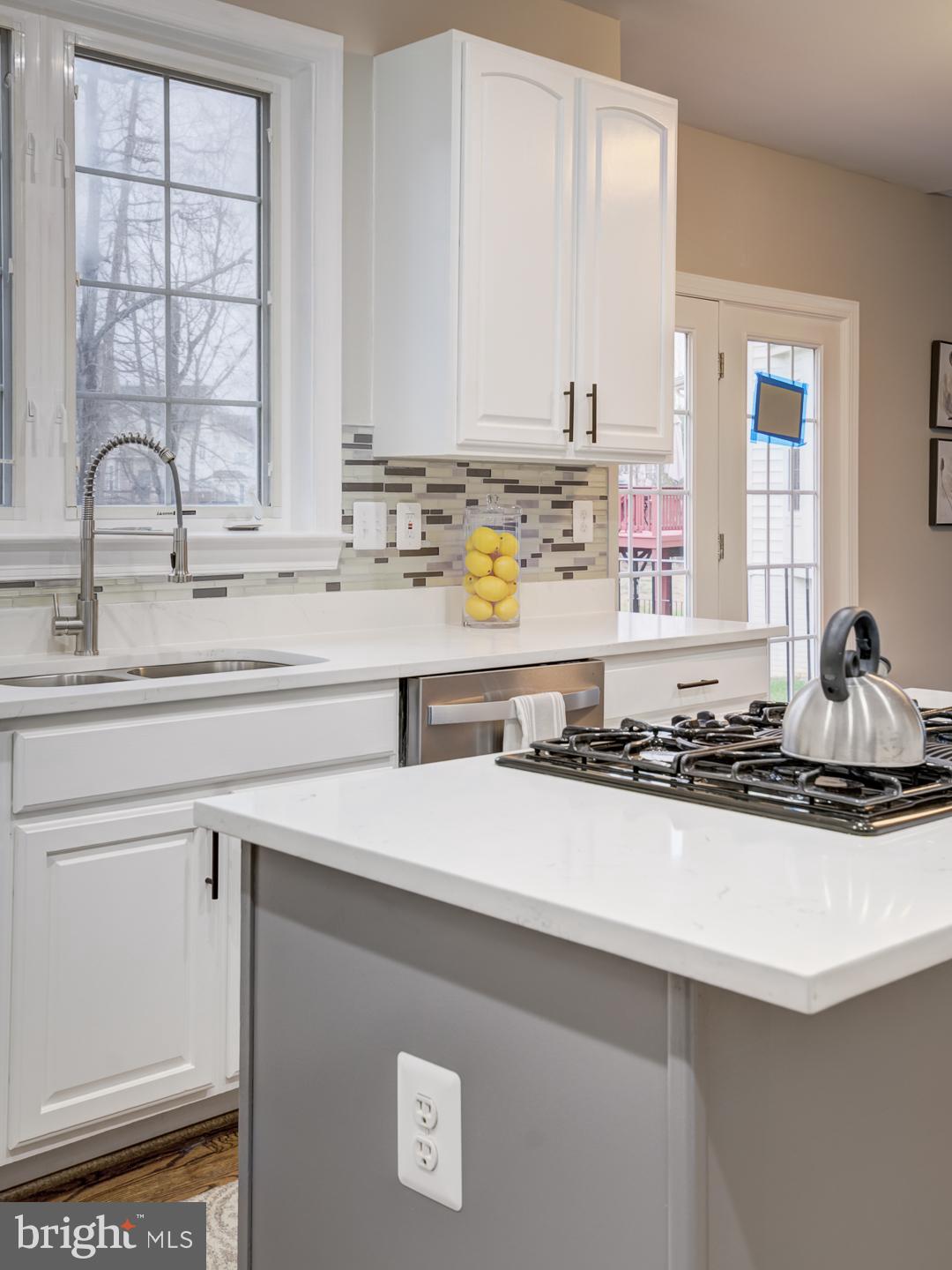 GLENN ESTATES - Residential