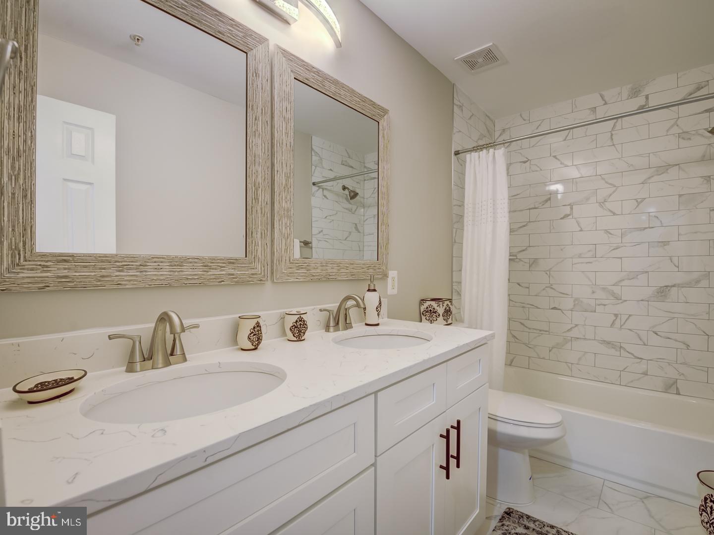 GLENN ESTATES - Residential