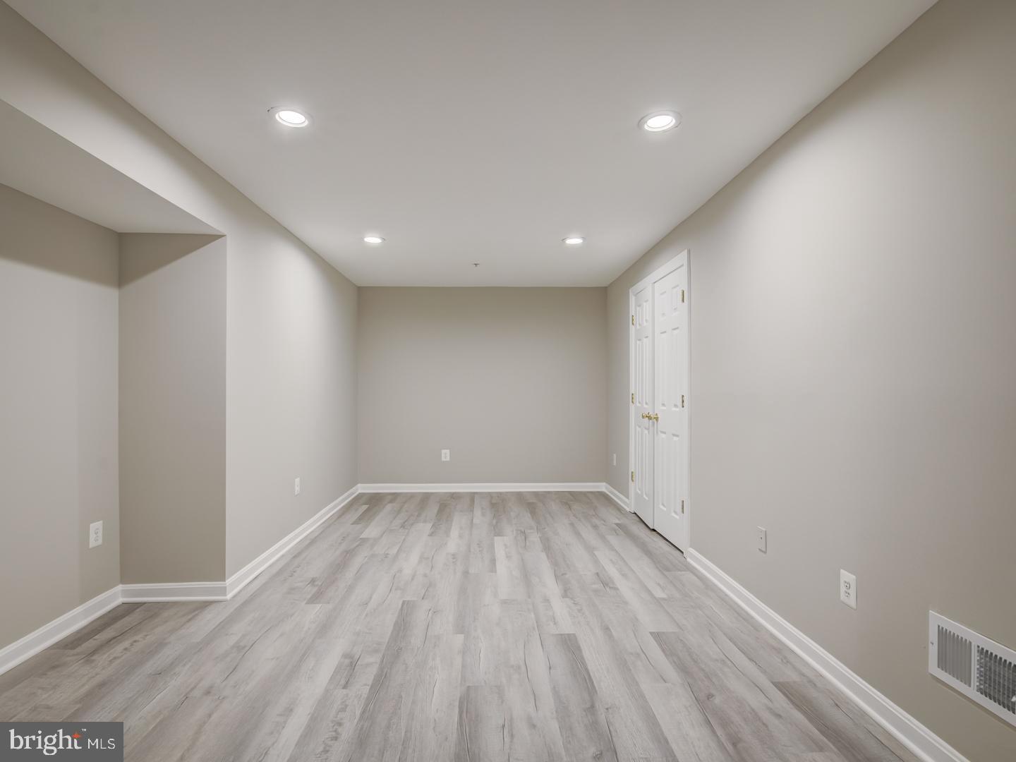 GLENN ESTATES - Residential