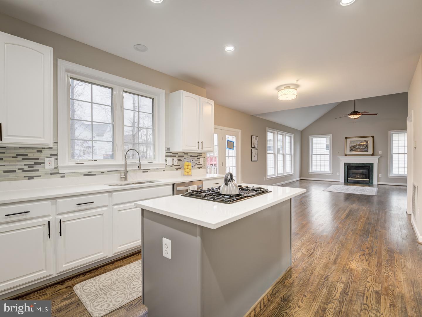 GLENN ESTATES - Residential