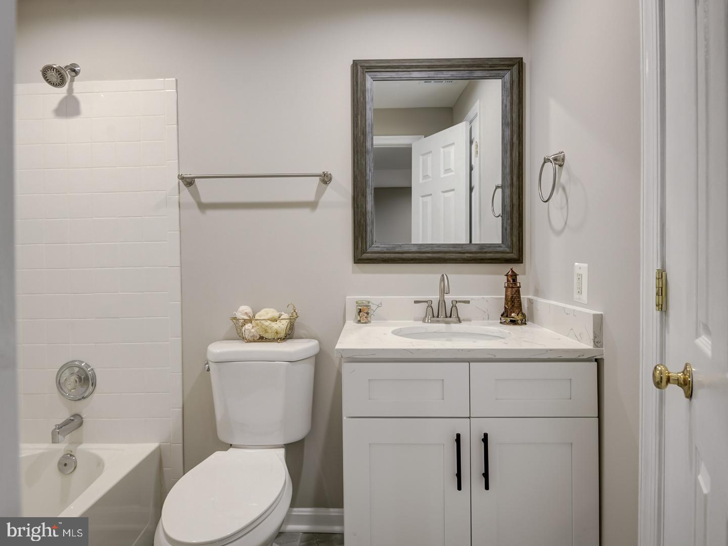 GLENN ESTATES - Residential