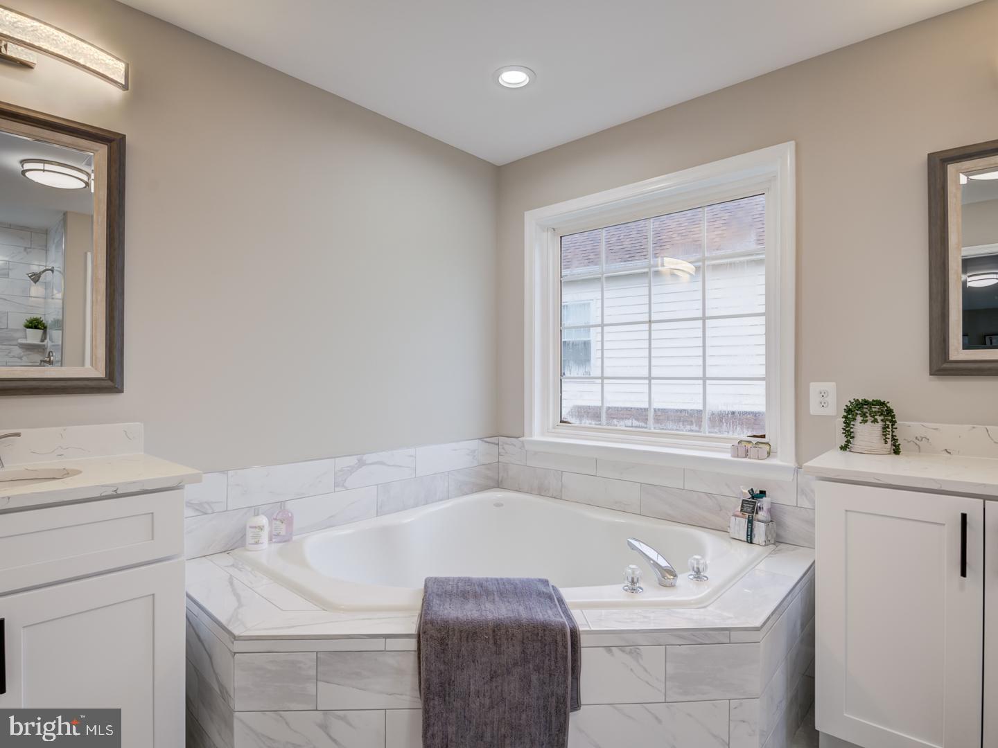 GLENN ESTATES - Residential