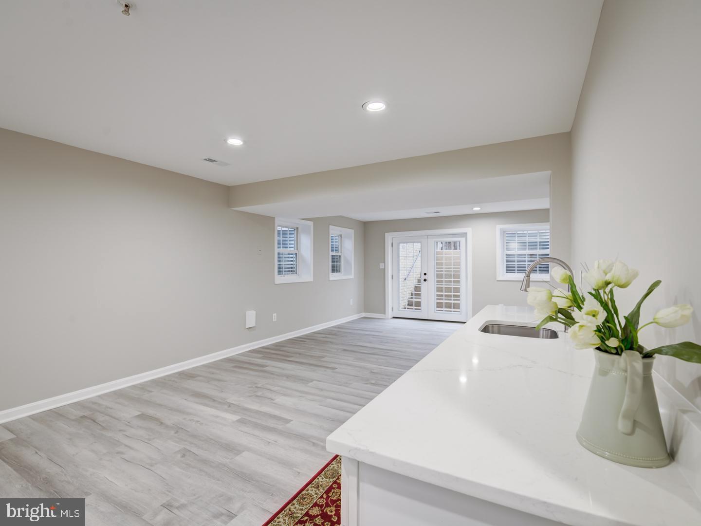 GLENN ESTATES - Residential