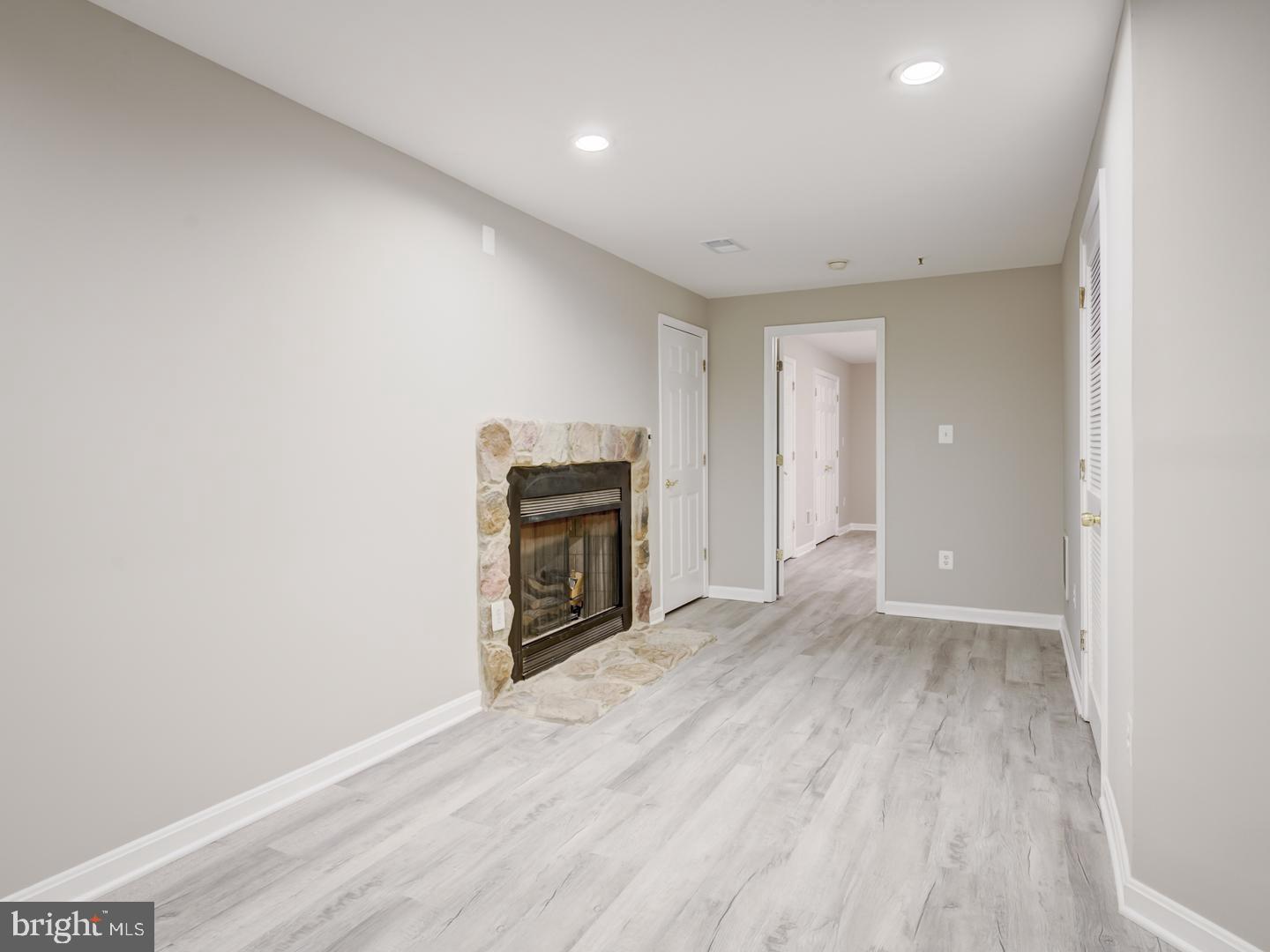 GLENN ESTATES - Residential