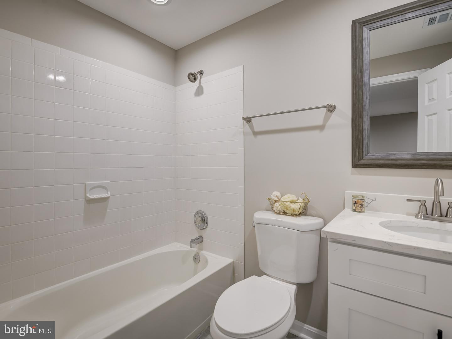 GLENN ESTATES - Residential