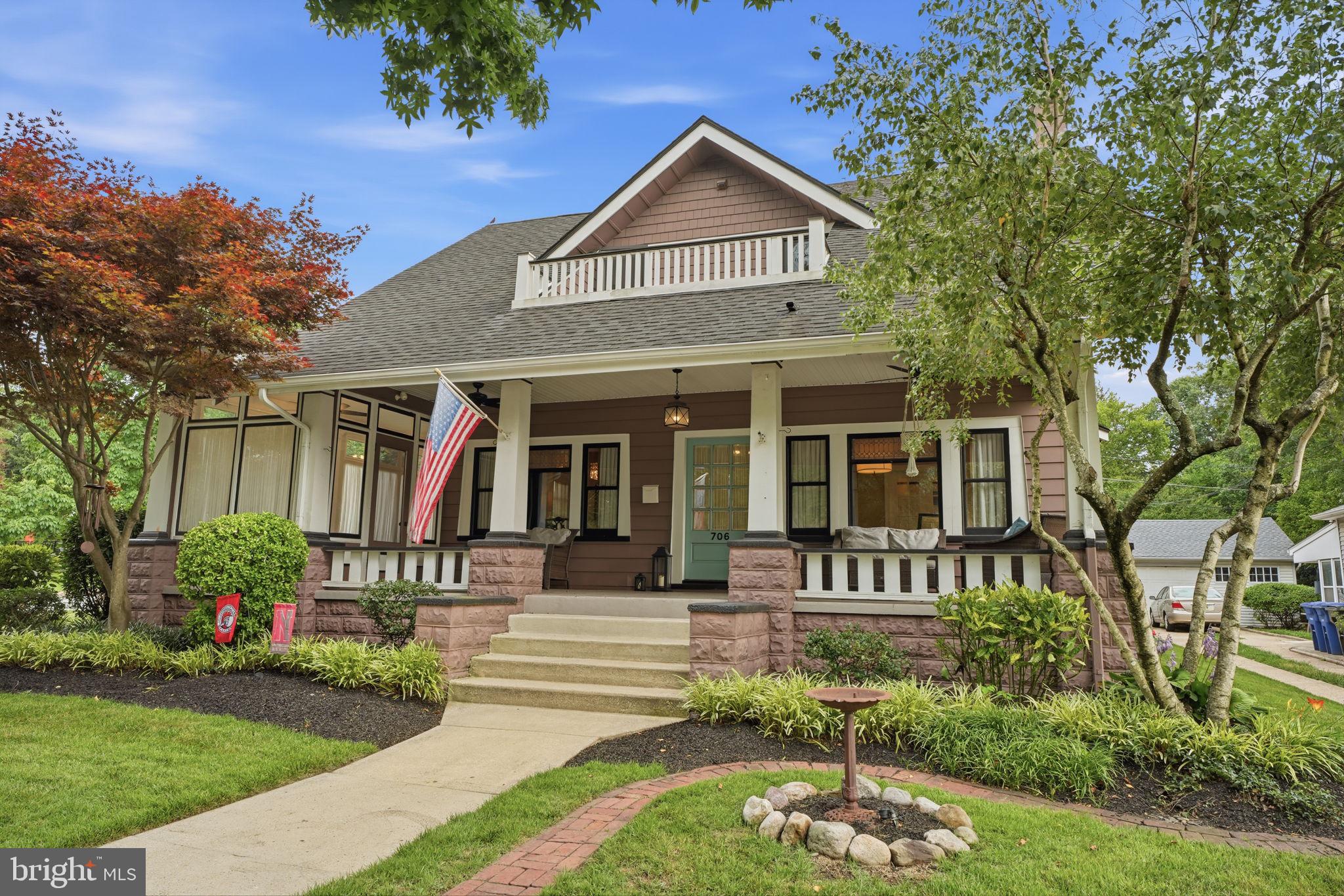 706 THOMAS AVENUE