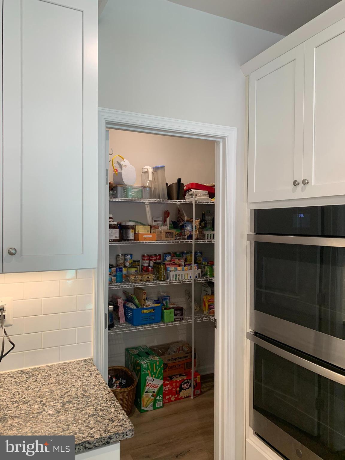 MAY'S QUARTER - Residential