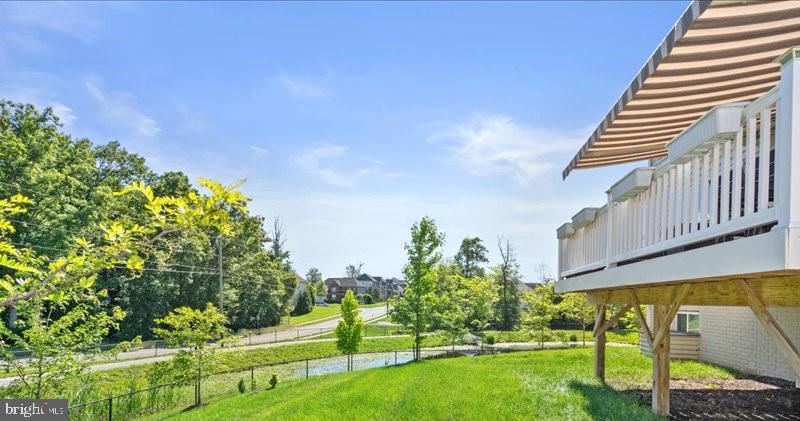 MAY'S QUARTER - Residential